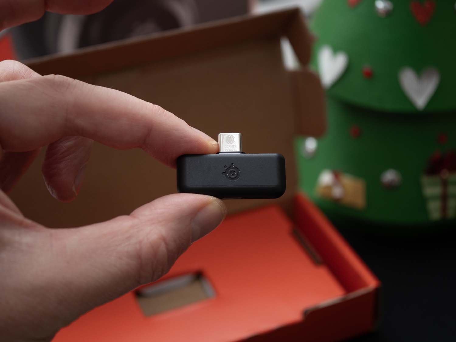 Test słuchawek SteelSeries Arctis Nova 5 Wireless – średnia półka dla graczy stacjonarnych i mobilnych