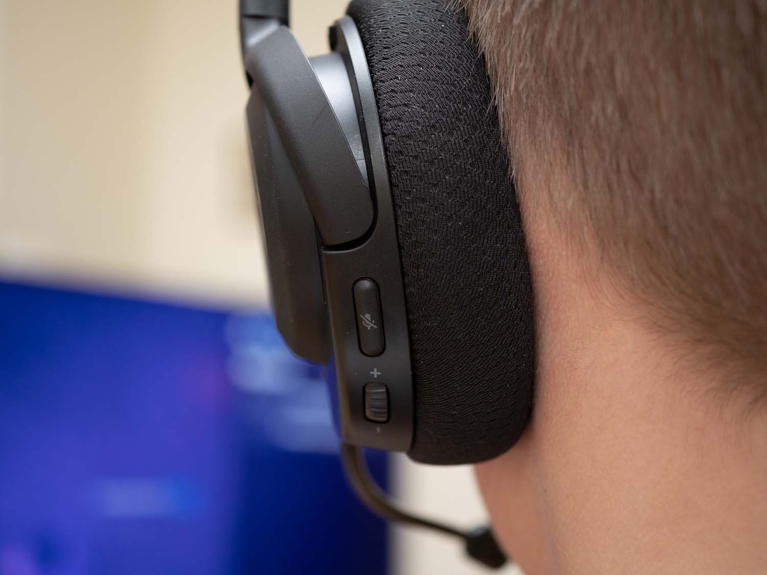 Test słuchawek SteelSeries Arctis Nova 5 Wireless – średnia półka dla graczy stacjonarnych i mobilnych