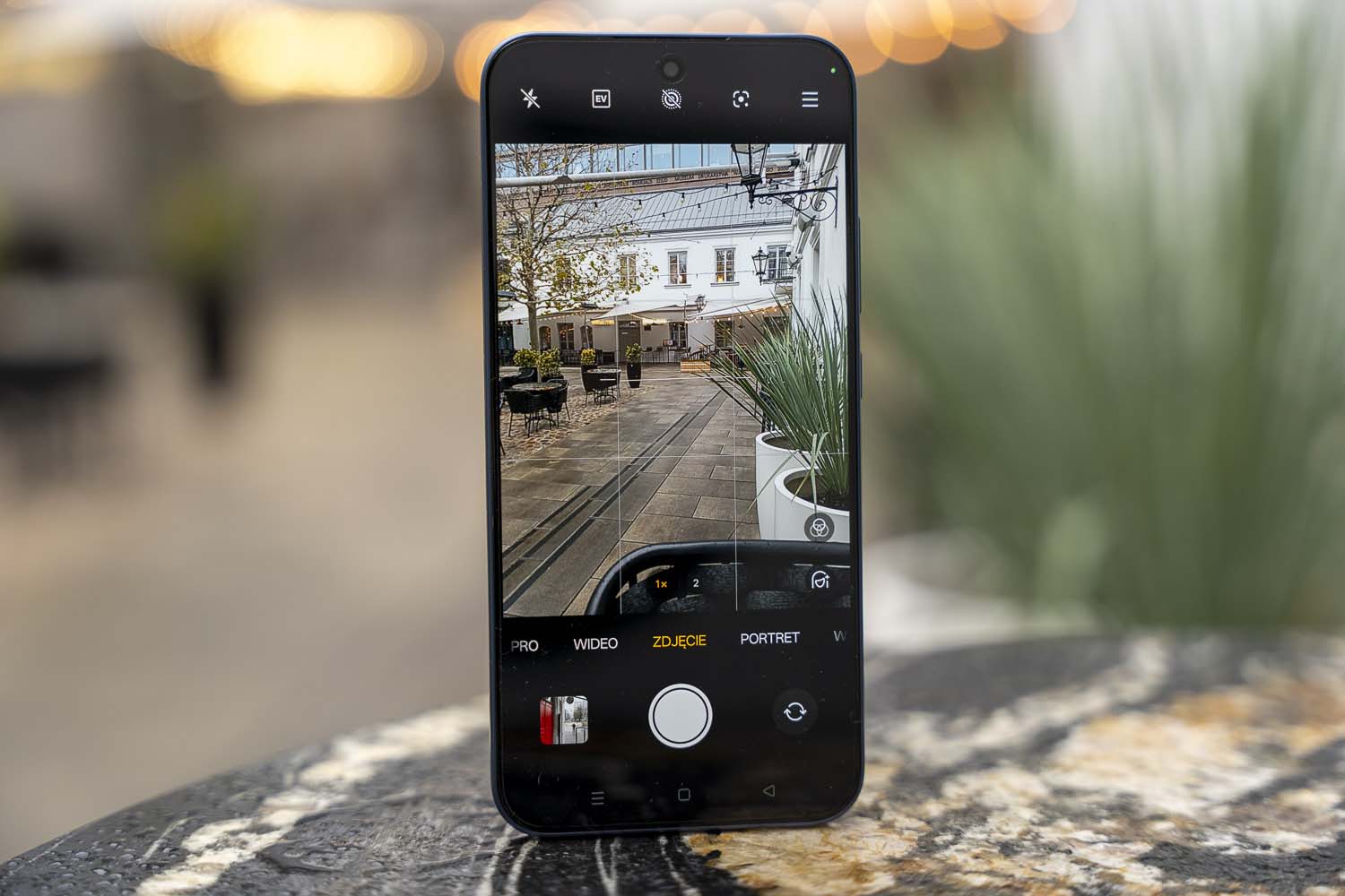 Test smartfona OPPO A6 Pro 5G – mistrz wytrzymałości z baterią na lata