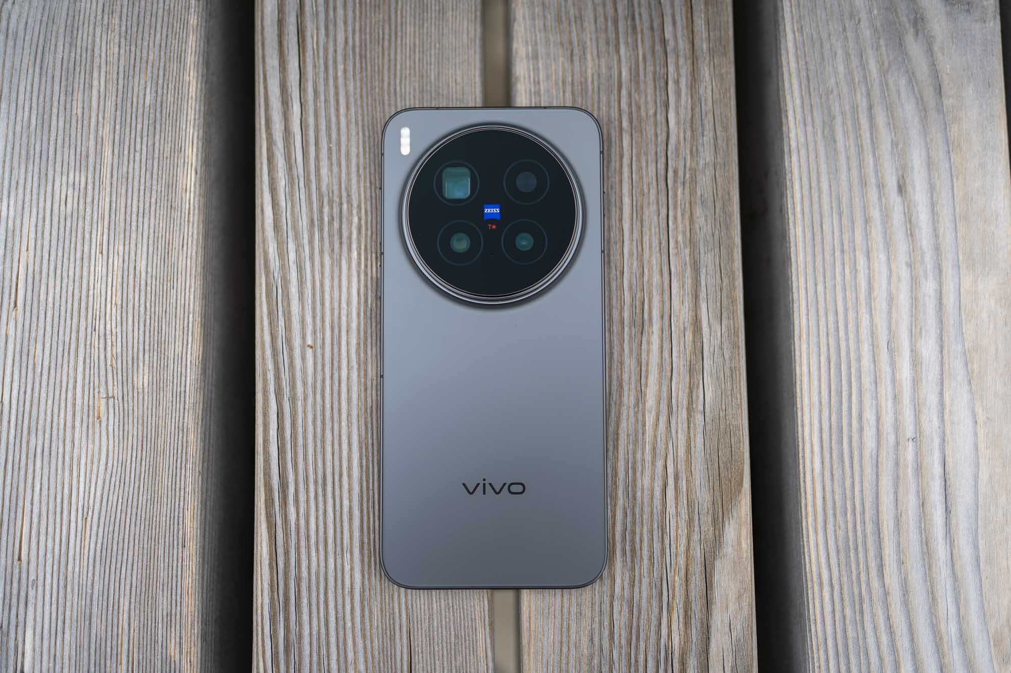 vivo X300 Pro to najprawdopodobniej najlepszy fotograficzny smartfon tego roku