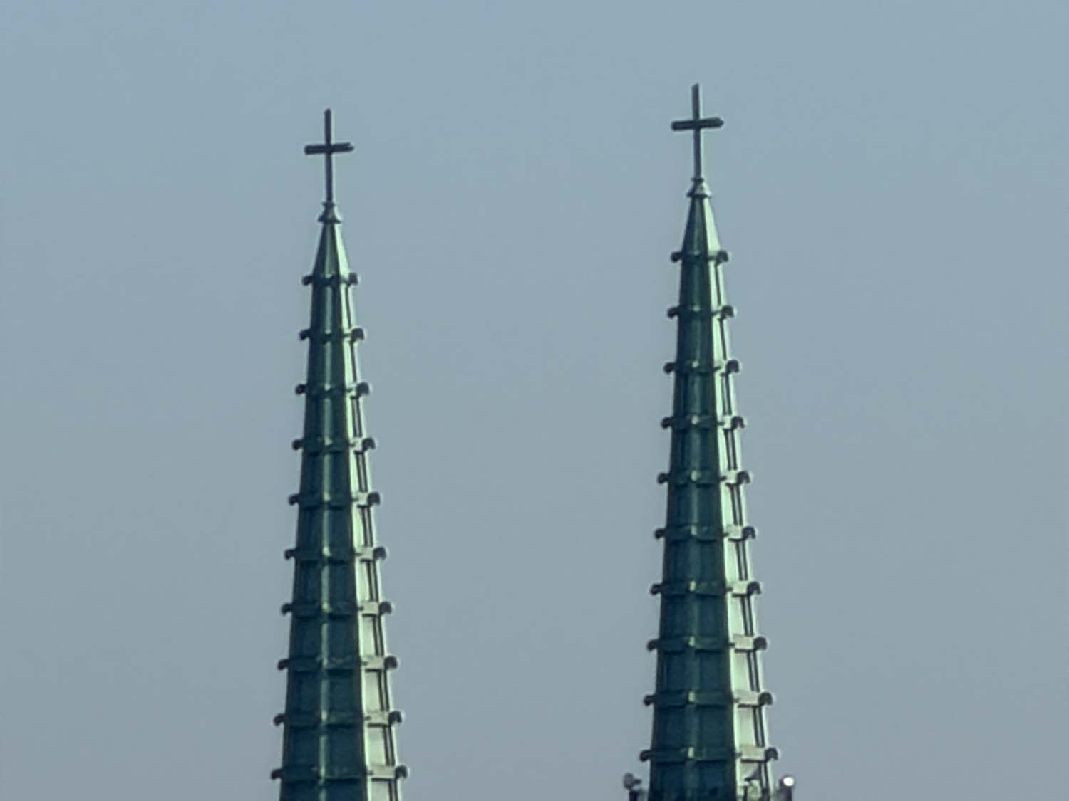 Porównaliśmy możliwości fotograficzne vivo X300 Pro i iPhone 17 Pro Max i wynik jest sporą niespodzianką