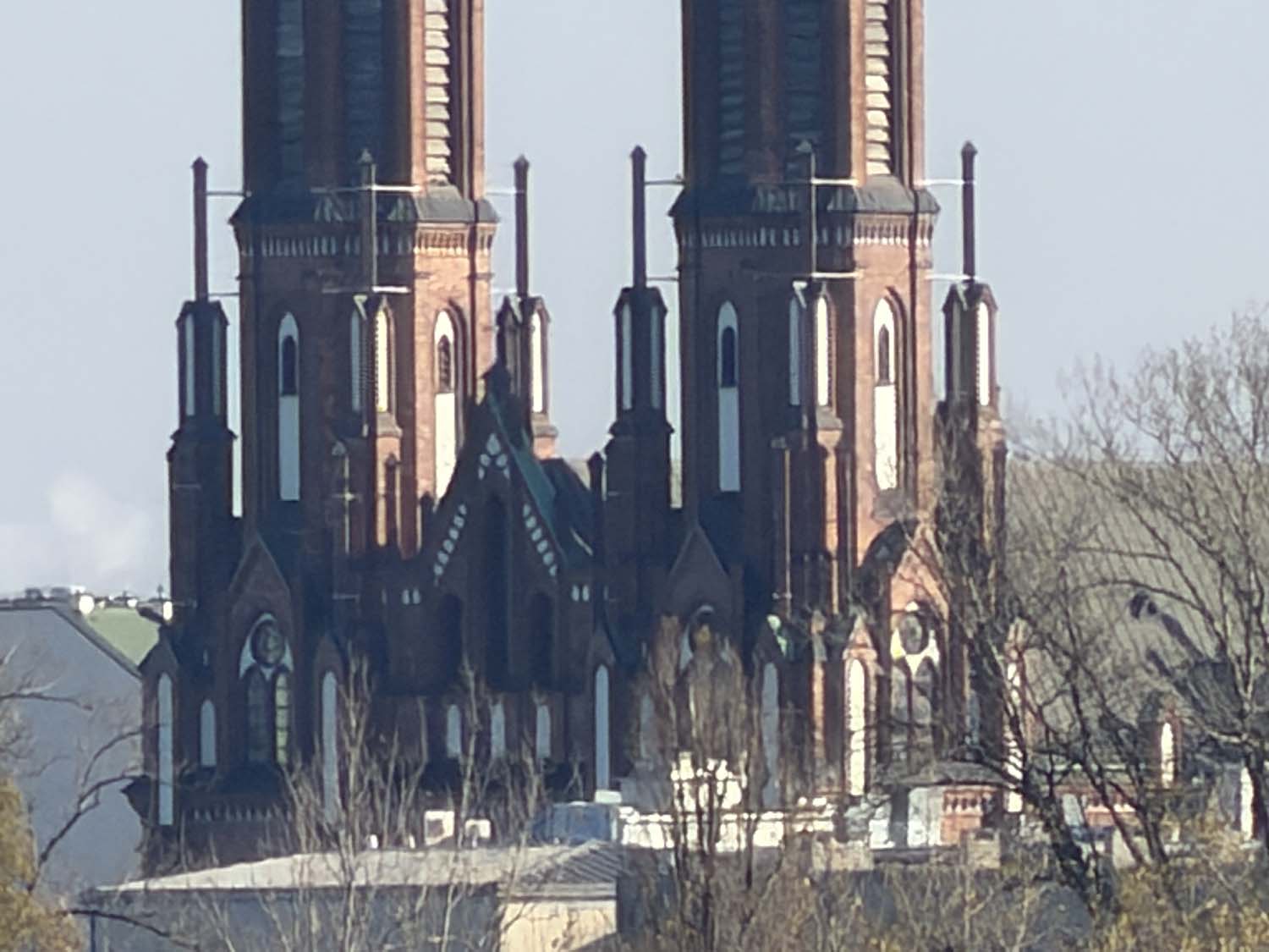 Porównaliśmy możliwości fotograficzne vivo X300 Pro i iPhone 17 Pro Max i wynik jest sporą niespodzianką