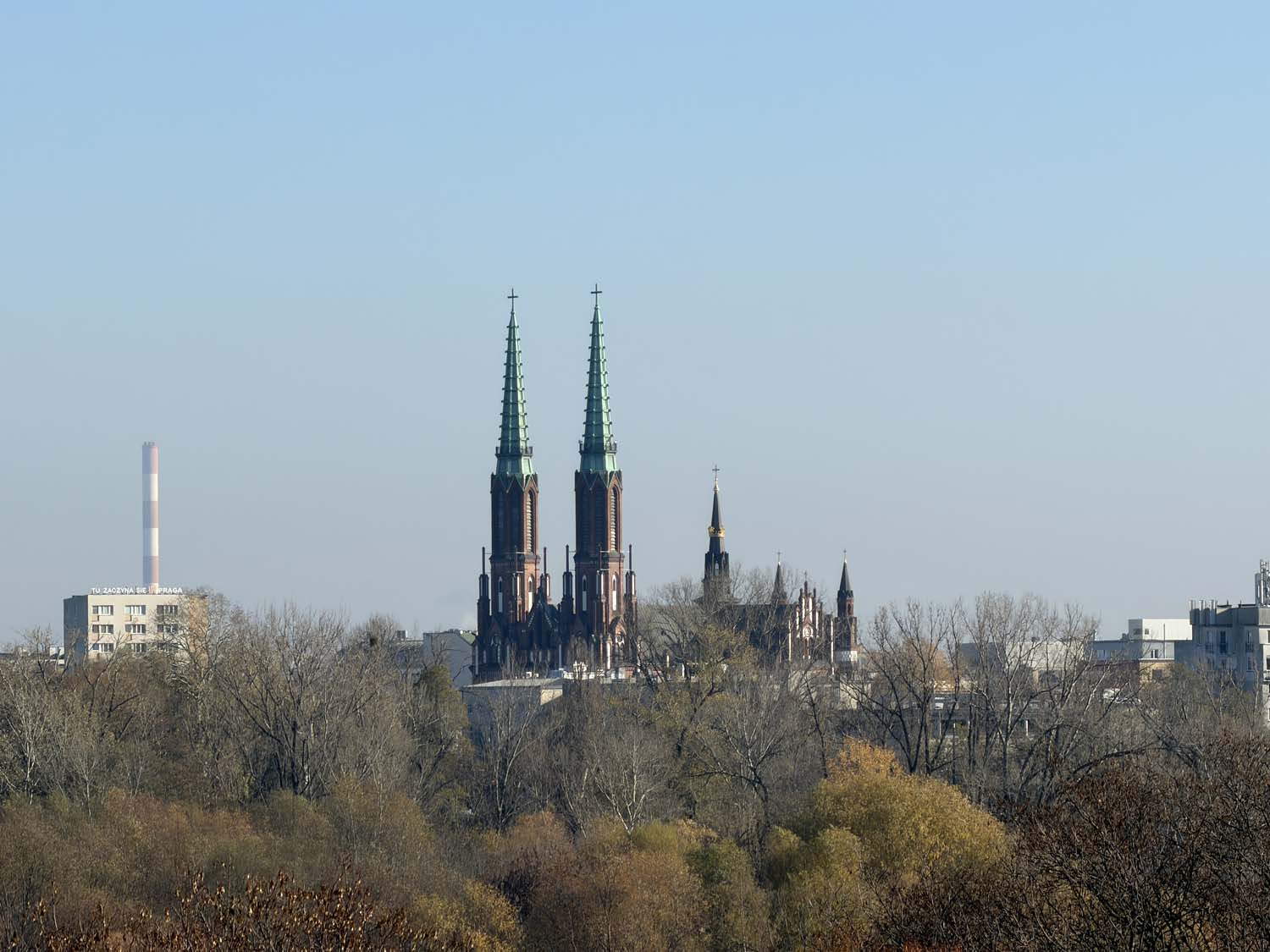 Porównaliśmy możliwości fotograficzne vivo X300 Pro i iPhone 17 Pro Max i wynik jest sporą niespodzianką