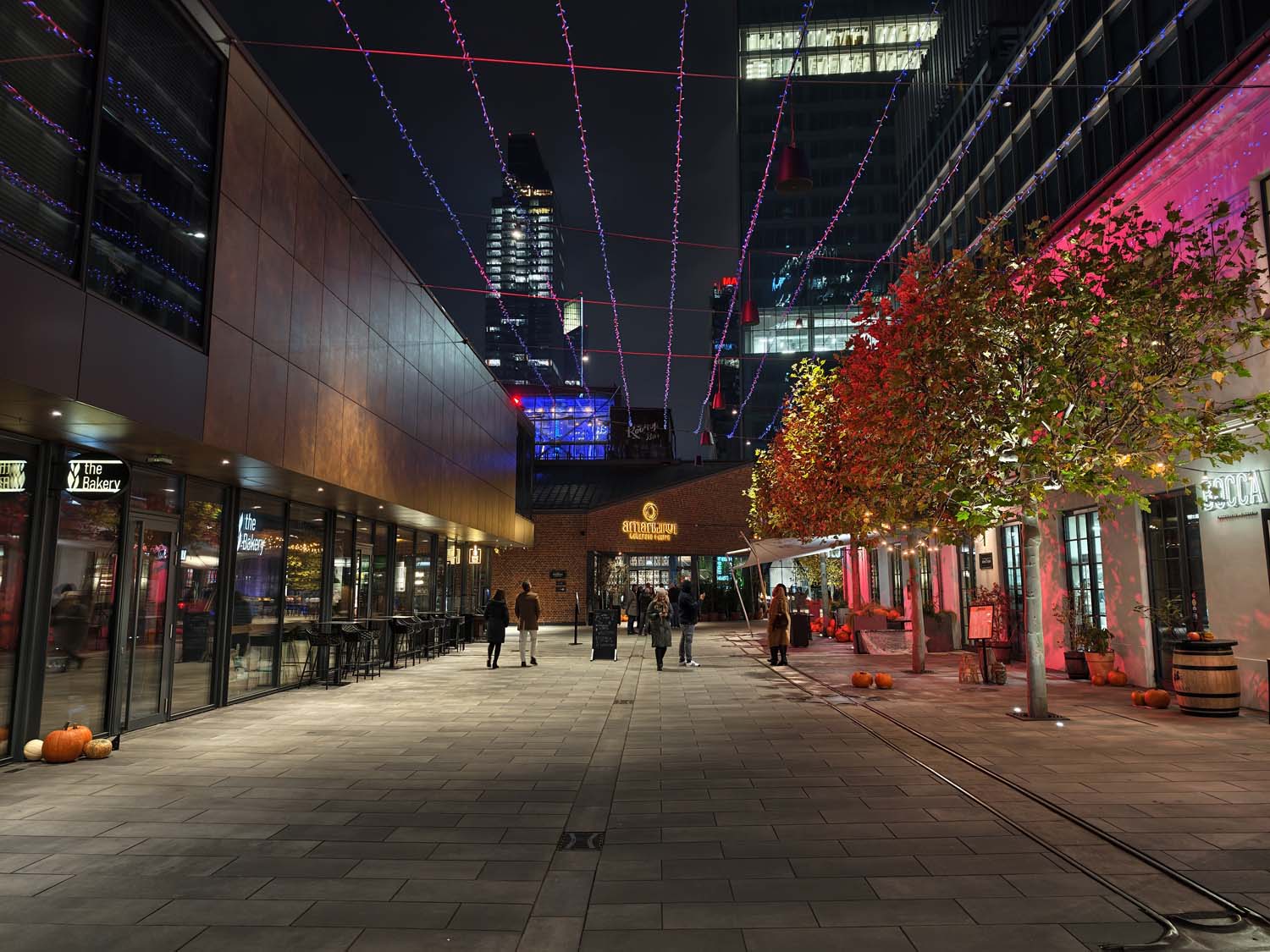 Porównaliśmy możliwości fotograficzne vivo X300 Pro i iPhone 17 Pro Max i wynik jest sporą niespodzianką