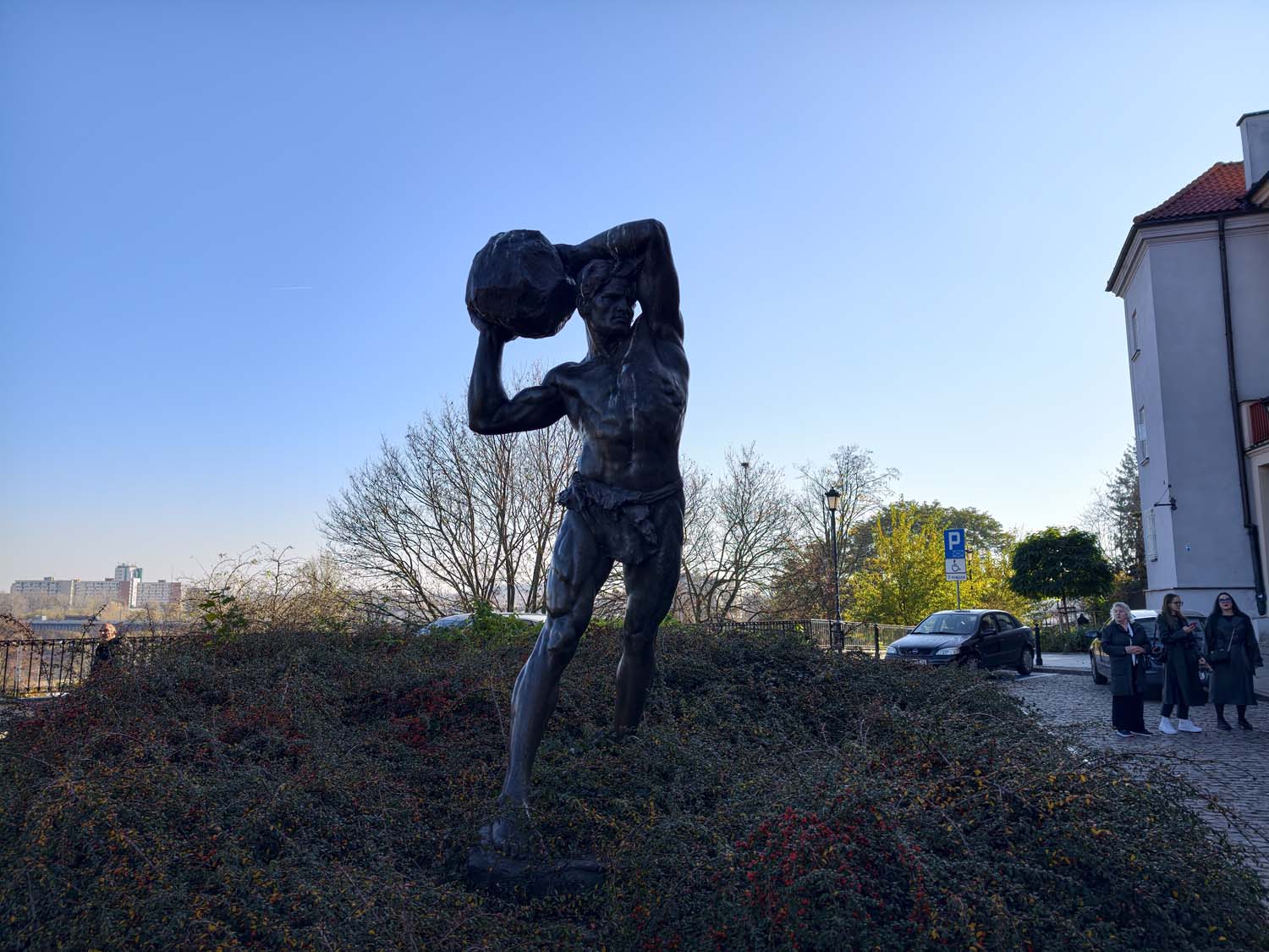 Porównaliśmy możliwości fotograficzne vivo X300 Pro i iPhone 17 Pro Max i wynik jest sporą niespodzianką