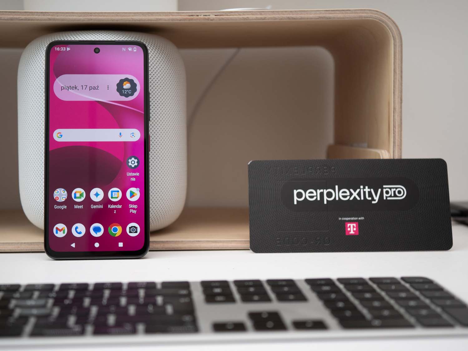 T Phone 3 Pro – nasze pierwsze wrażenia telefonu AI z darmowym Perplexity na 18 miesięcy