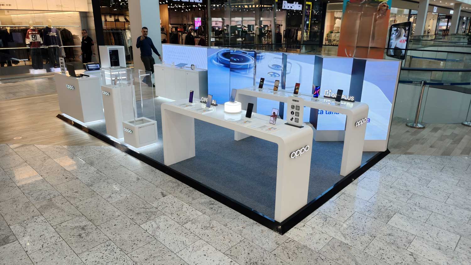 Pierwsza w Europie strefa marki OPPO "Experience Zone" w Krakowie