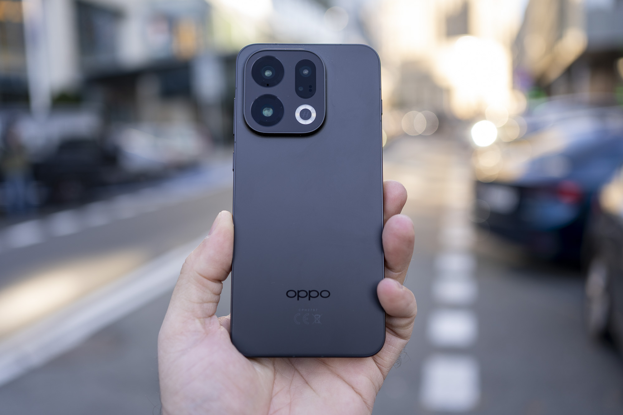 Oppo Find X9 – pierwsze wrażenia – topowa wydajność i ogromna bateria