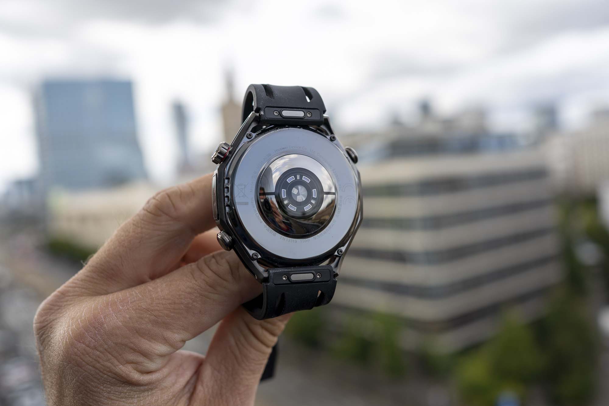 Sprawdziliśmy HUAWEI WATCH Ultimate 2 – jest niemal doskonały
