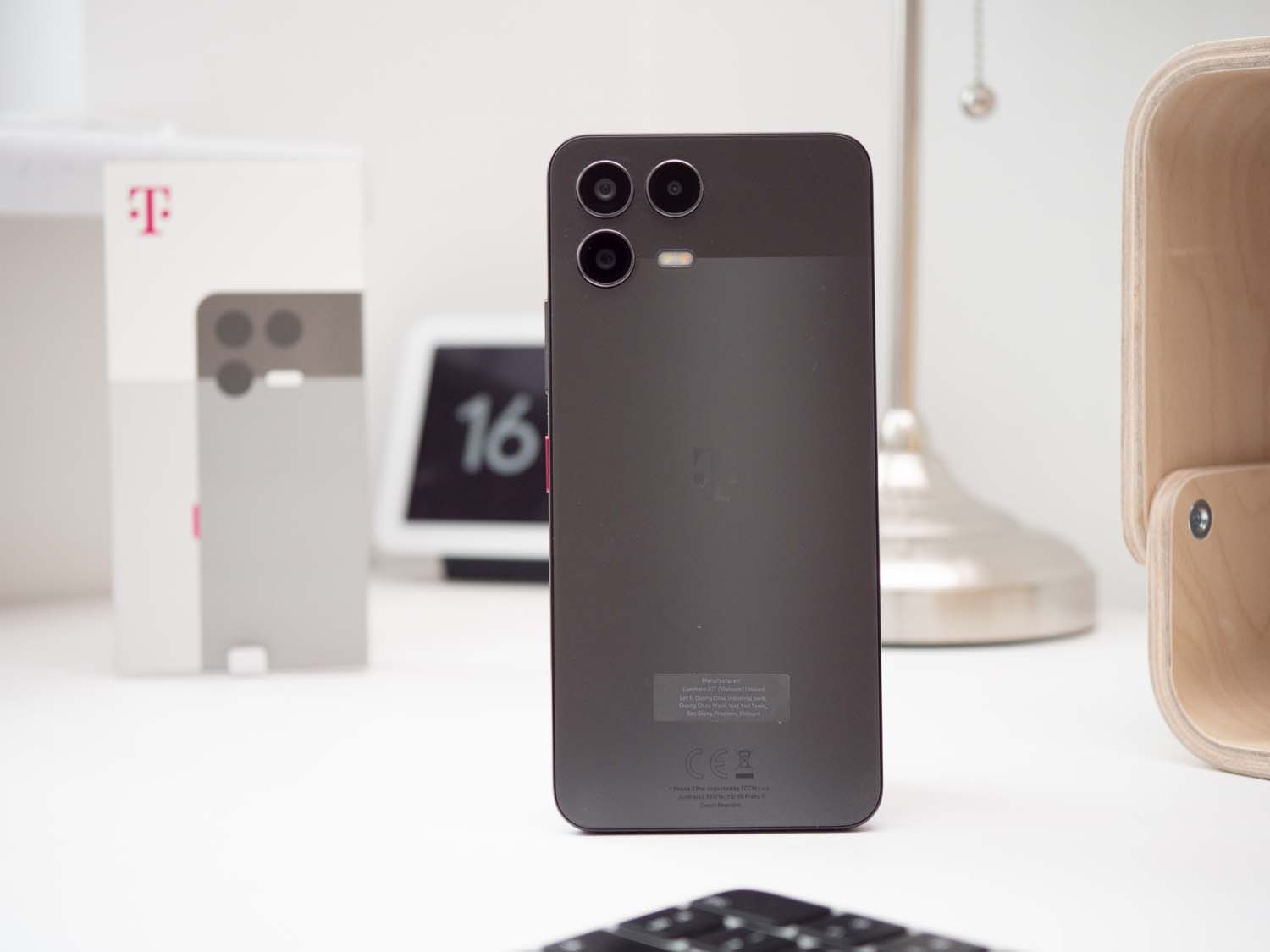 T Phone 3 Pro – nasze pierwsze wrażenia telefonu AI z darmowym Perplexity na 18 miesięcy
