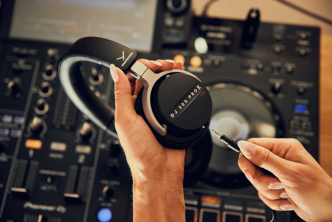 Beyerdynamic odsłania DJ 300 PRO X