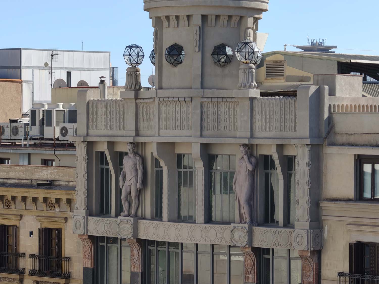 OPPO Find X9 Pro - nasze przykładowe zdjęcia prosto z Barcelony