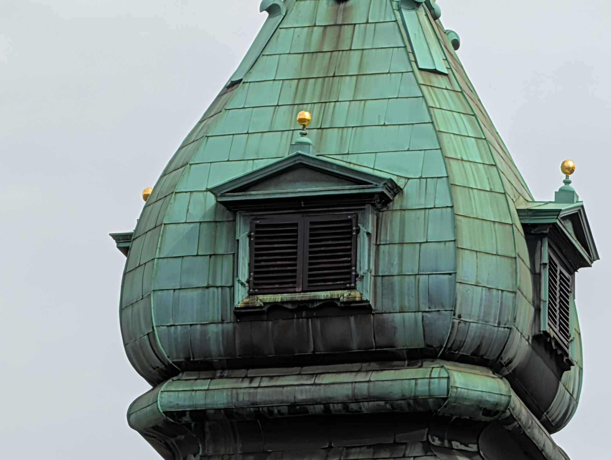 Porównacie foto Pixela 10 Pro XL z najtańszym Pixelem 10