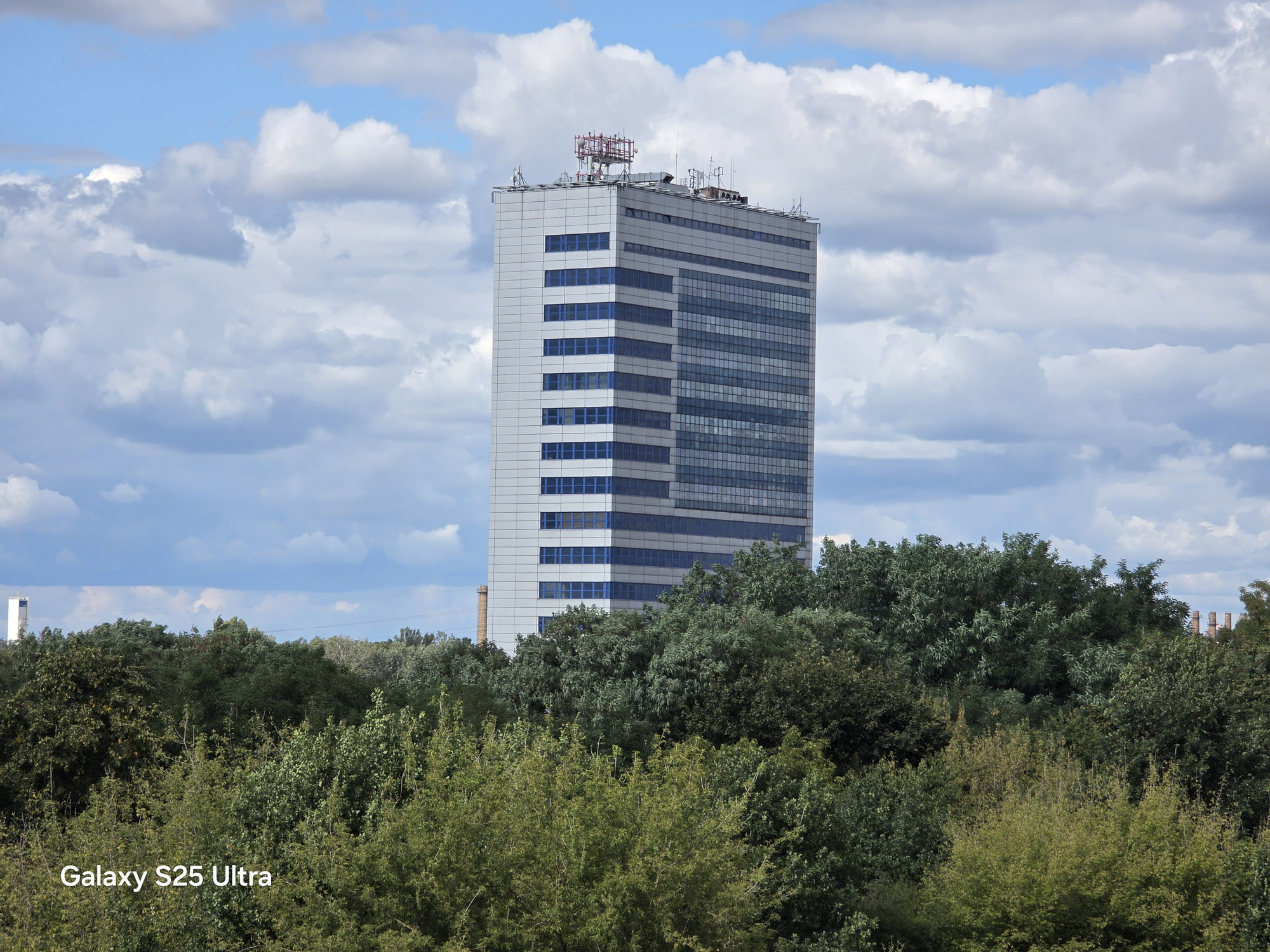 Porównanie Pixel 10 Pro XL z konkurencją