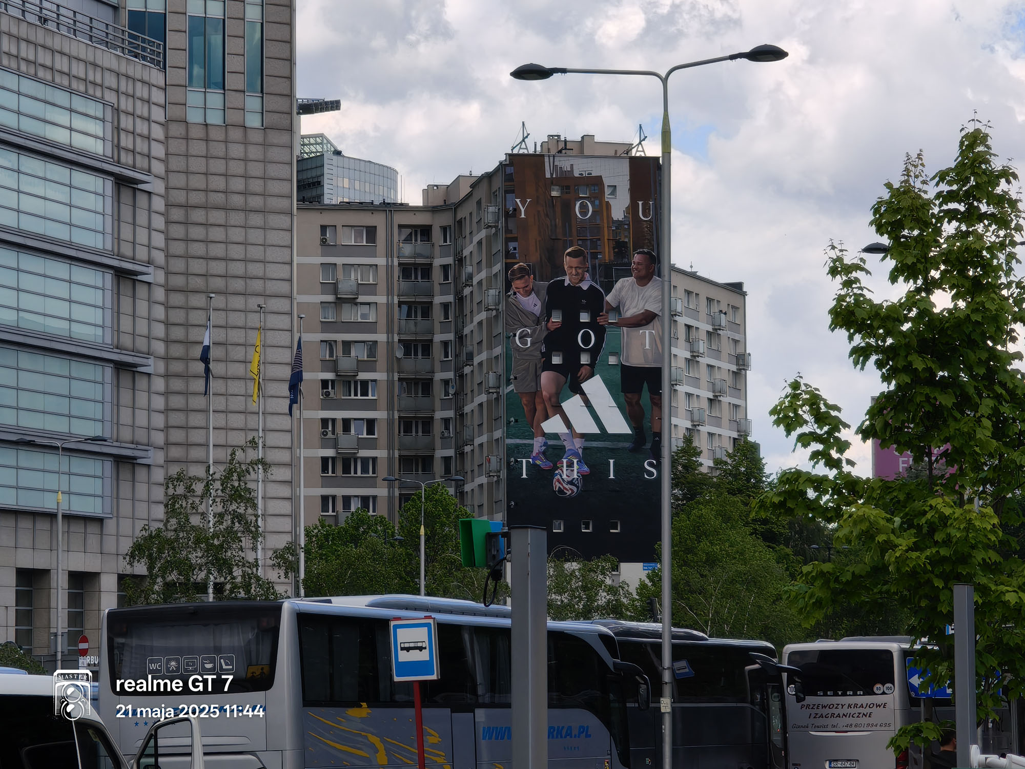 Takie zdjęcia robi najnowszy realme GT 7