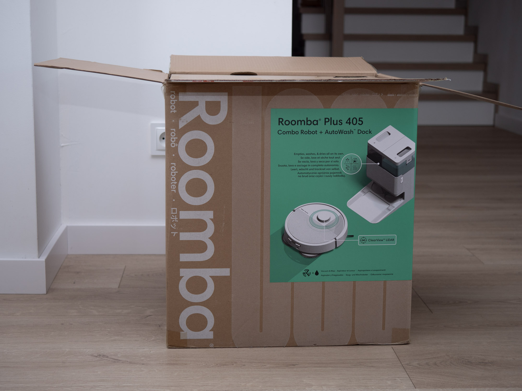 Przetestowaliśmy robota Roomba Plus 405 Combo - to tania amerykańska alternatywa dla chińskich robotów sprzątających