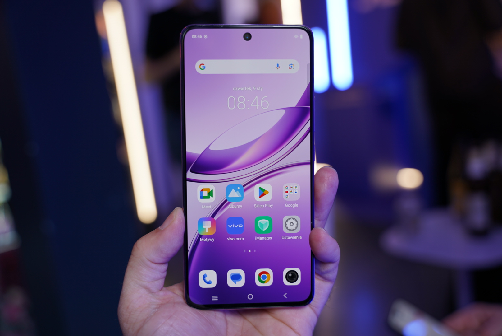 Vivo V50 Lite 5G - test średniaka z bardzo pojemną baterią