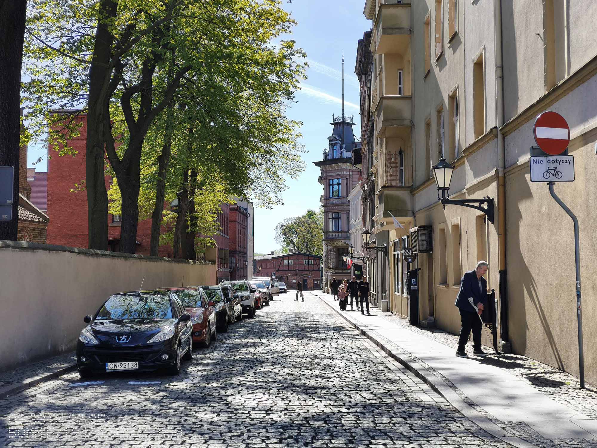 Kosztuje 999 zł, ma teleobiektyw i świetny główny aparat – takie zdjęcia robi CMF Phone 2 Pro