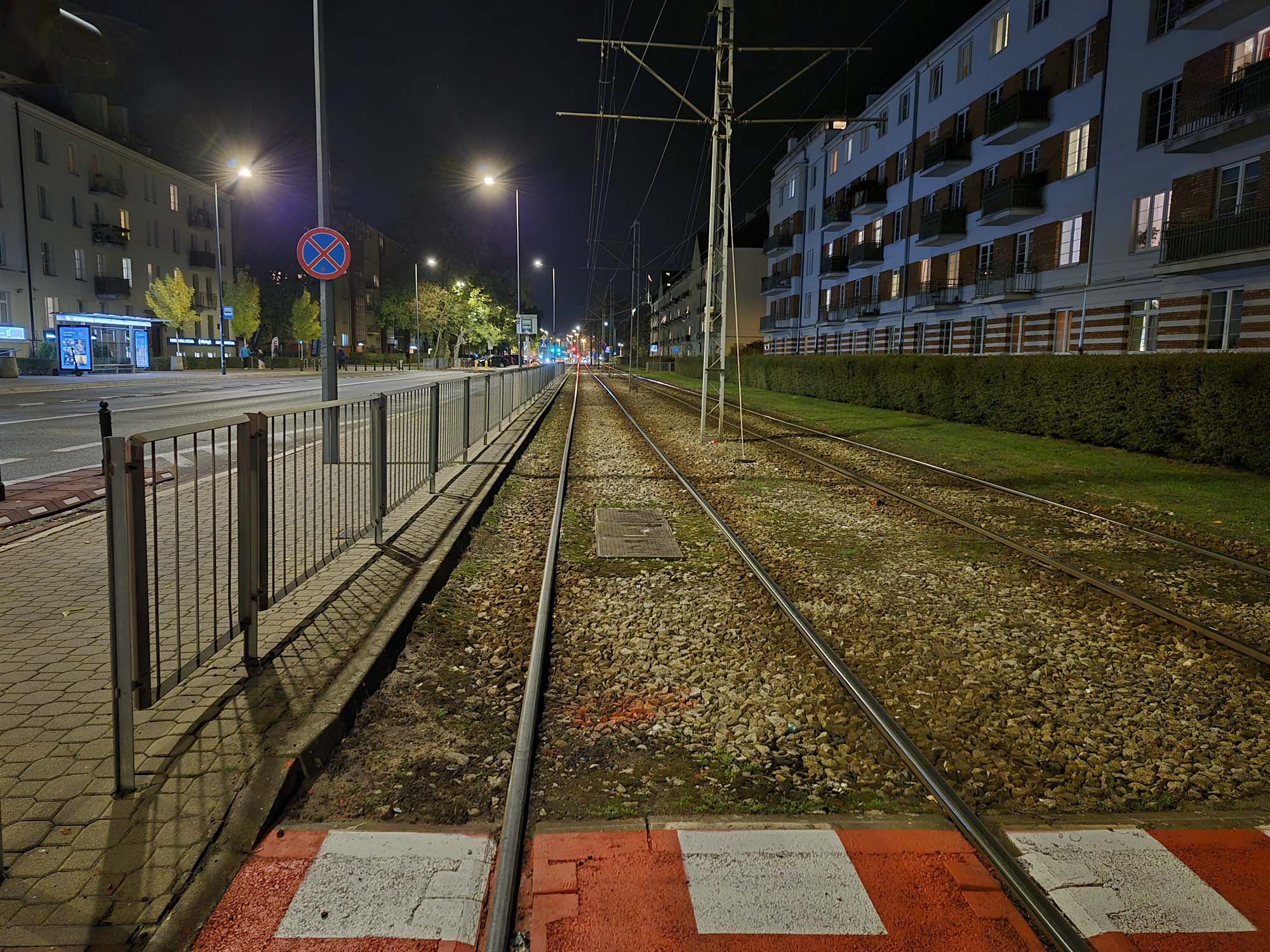 Porównanie foto najnowszego S24 FE versus S21 FE