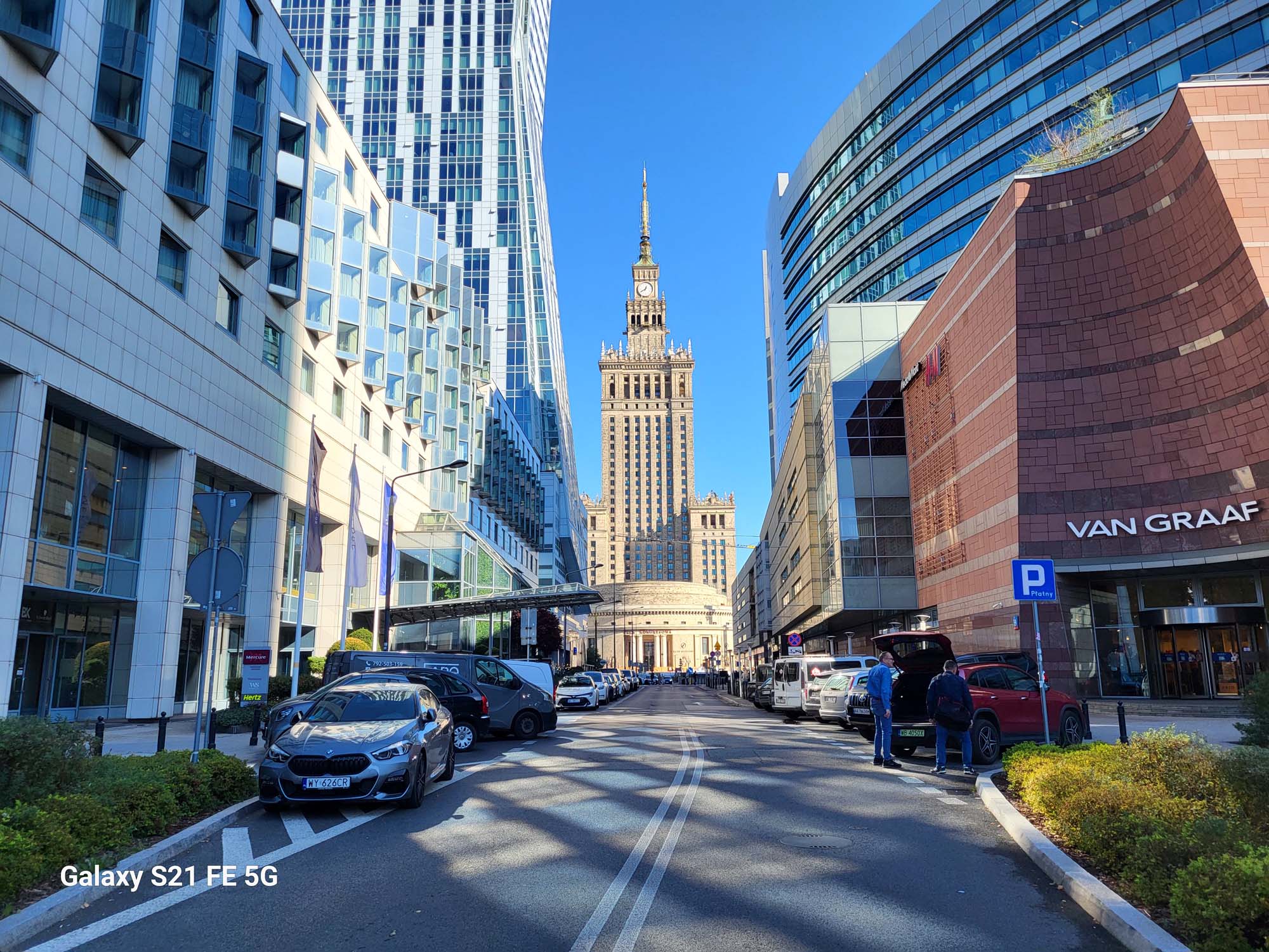 Porównanie foto najnowszego S24 FE versus S21 FE