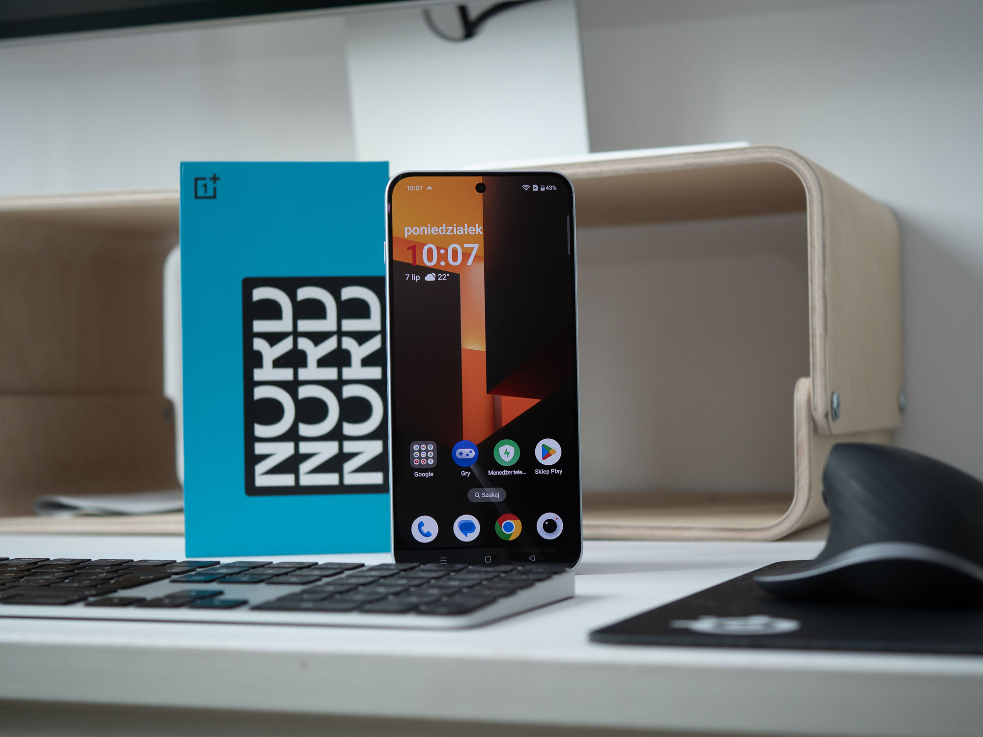 Snapdragon 8s Gen 3, AMOLED 144 Hz i pełny pakiet usług AI za mniej niż 2500 zł – sprawdziliśmy smartfon OnePlus Nord 5
