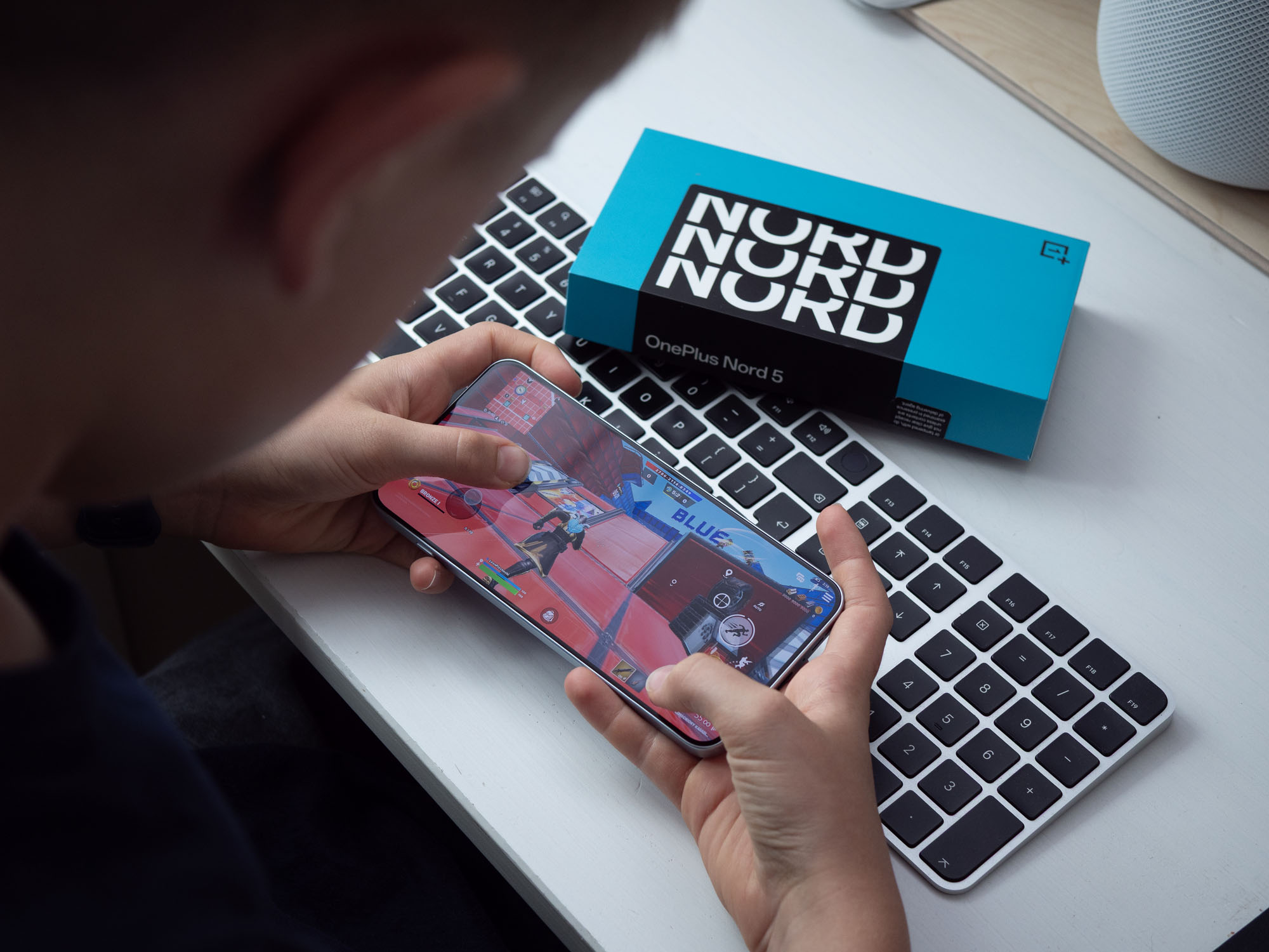 Snapdragon 8s Gen 3, AMOLED 144 Hz i pełny pakiet usług AI za mniej niż 2500 zł – sprawdziliśmy smartfon OnePlus Nord 5