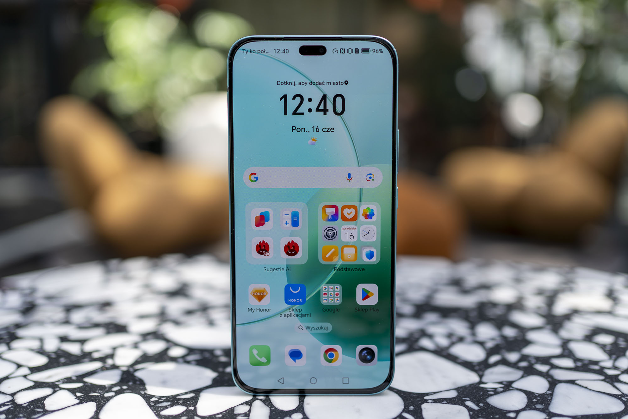 Recenzja Honor 400 Lite - nowy średniak, który kusi ekranem AMOLED i aparatem 108 MP