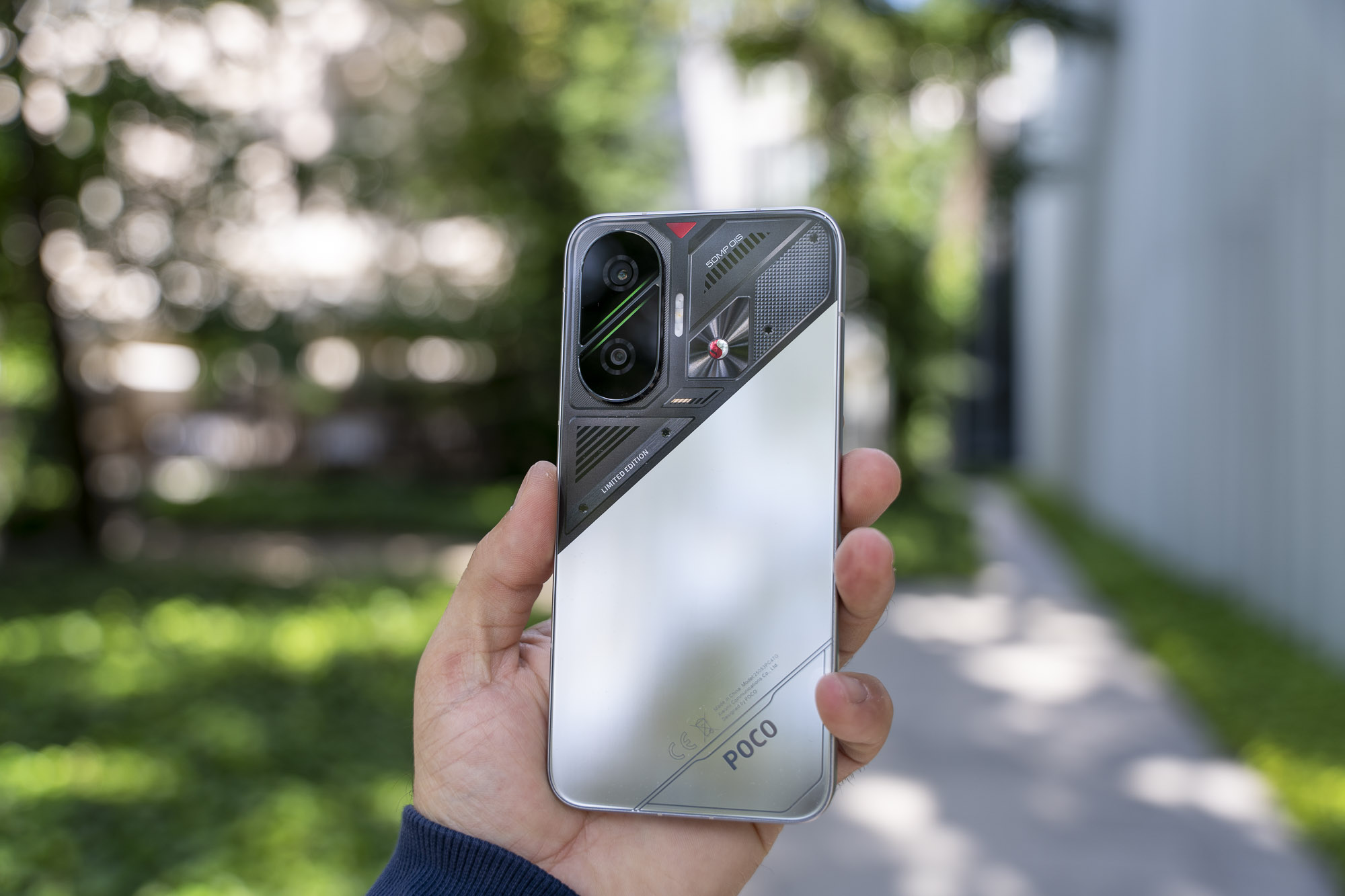 POCO F7
