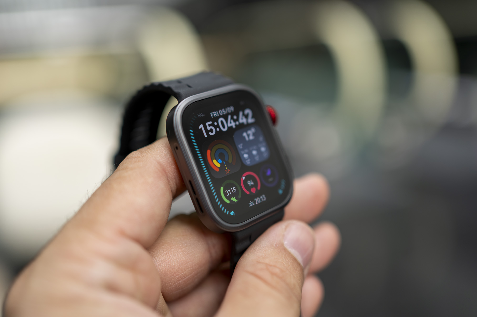 Recenzja Huawei Watch Fit 4 Pro - to taki Apple Watch dla Androidowców