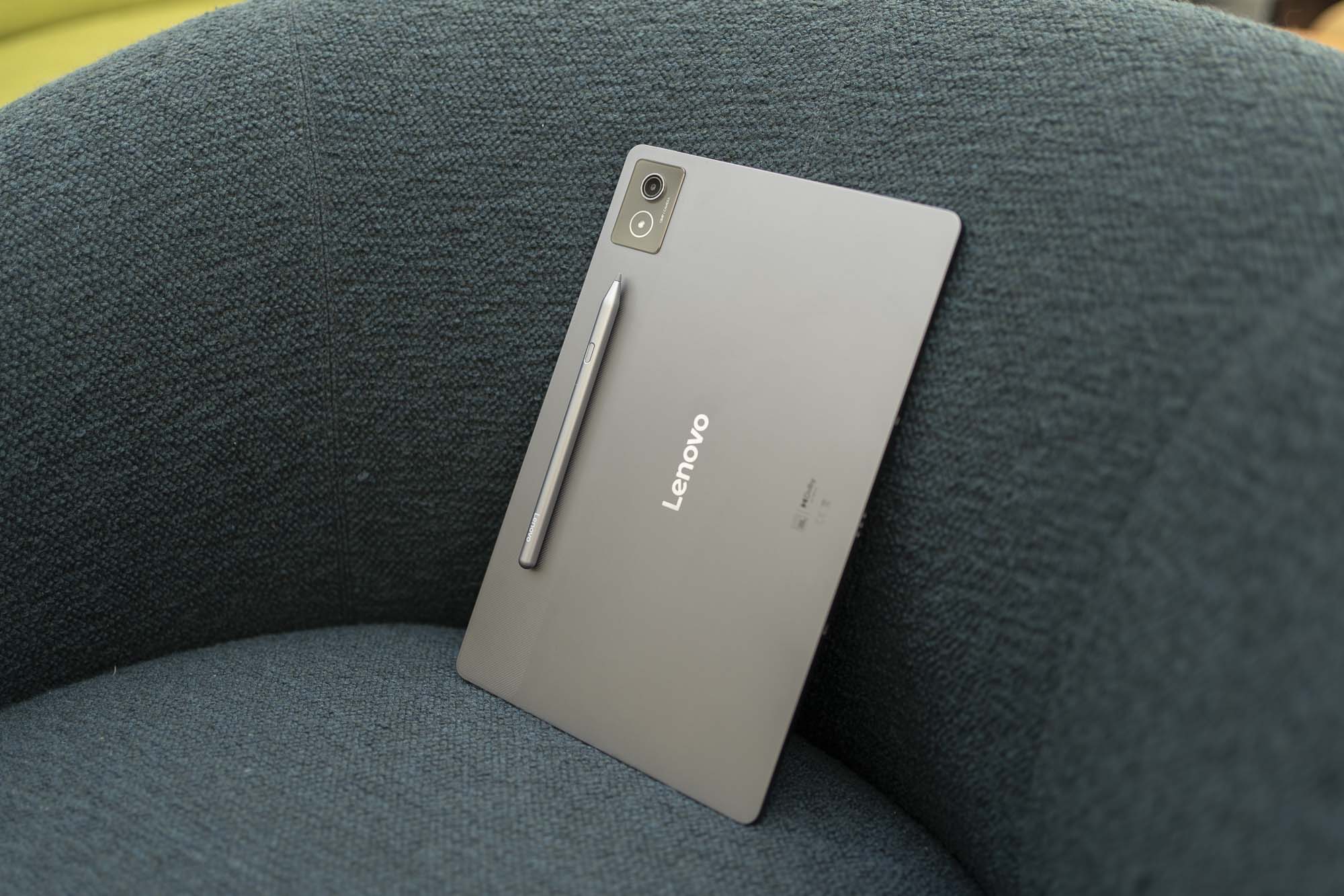 Test tabletu Lenovo Idea Tab Pro - jest ogromny, ma rysik i bardzo dobrą cenę