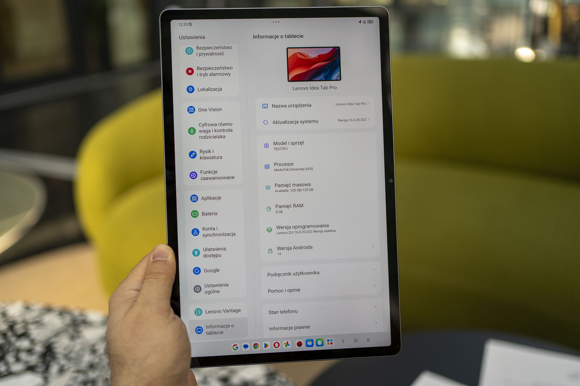 Test tabletu Lenovo Idea Tab Pro - jest ogromny, ma rysik i bardzo dobrą cenę