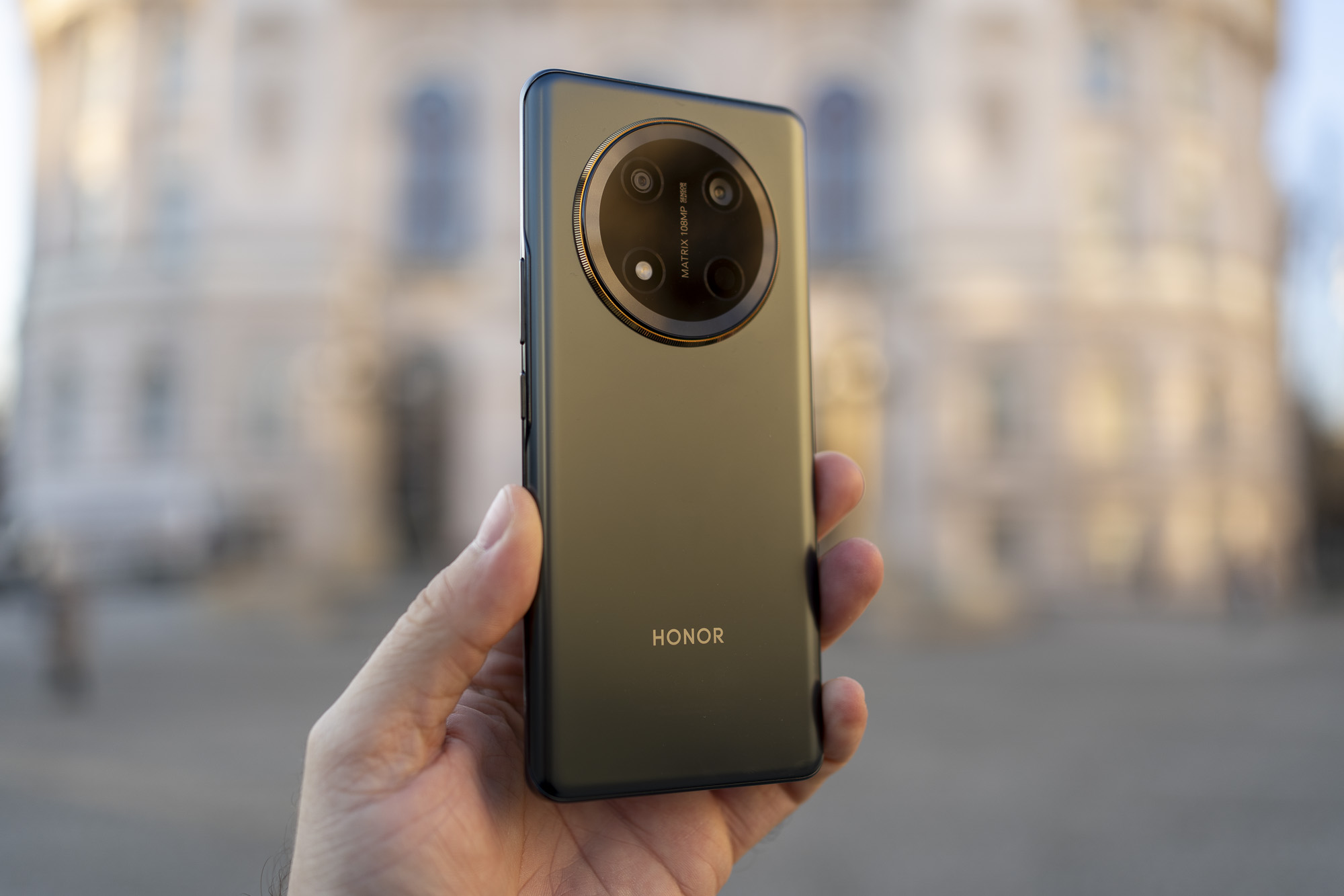 Recenzja Honor Magic 7 Lite - to przeciętny średniak z rewelacyjną baterią