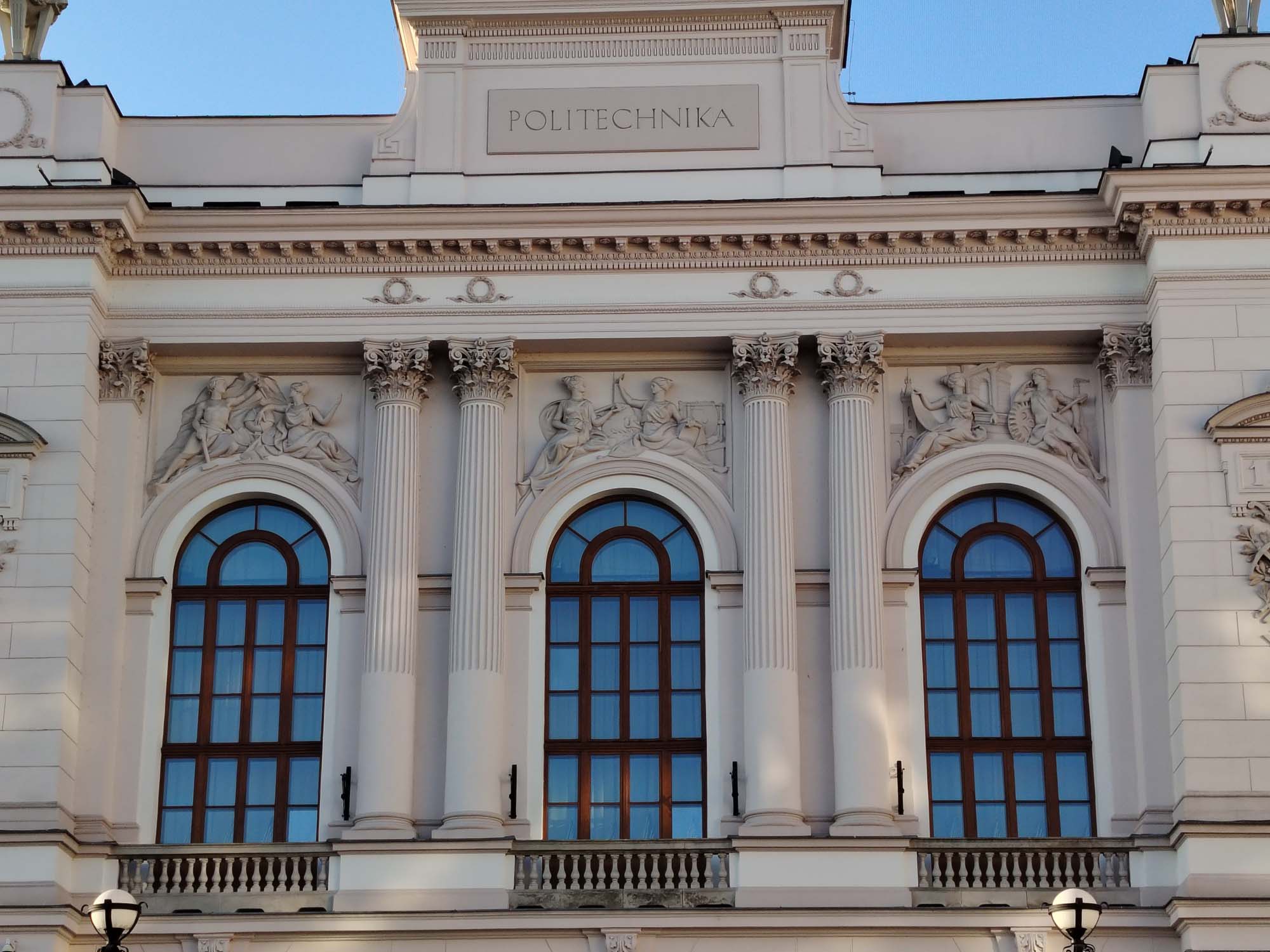 Recenzja Honor Magic 7 Lite - to przeciętny średniak z rewelacyjną baterią