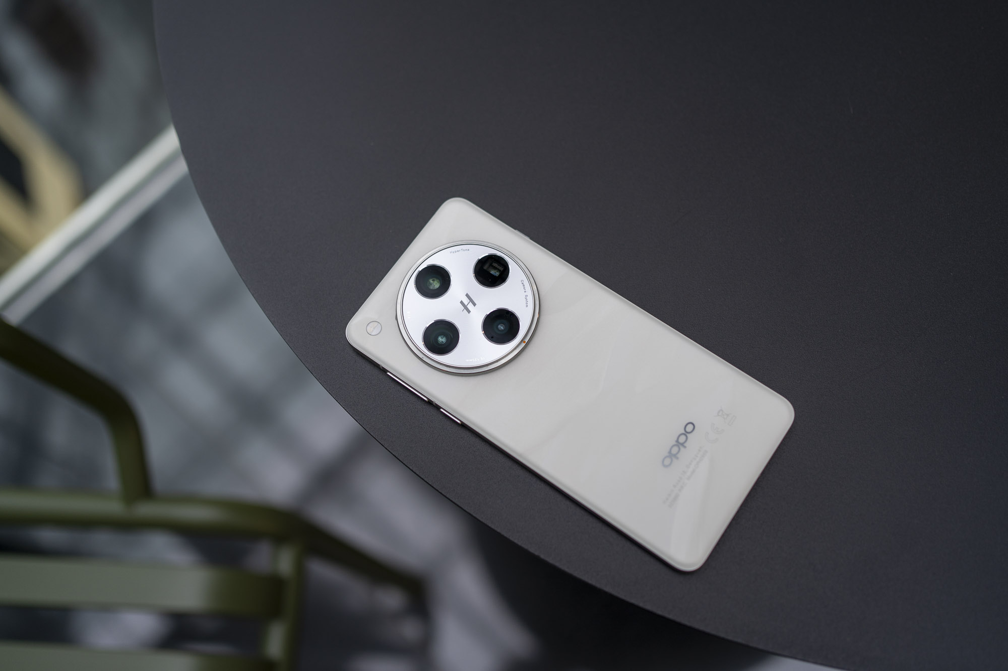 OPPO Find X8 Pro – pierwsze wrażenia i porównanie z OPPO Find X7 Ultra