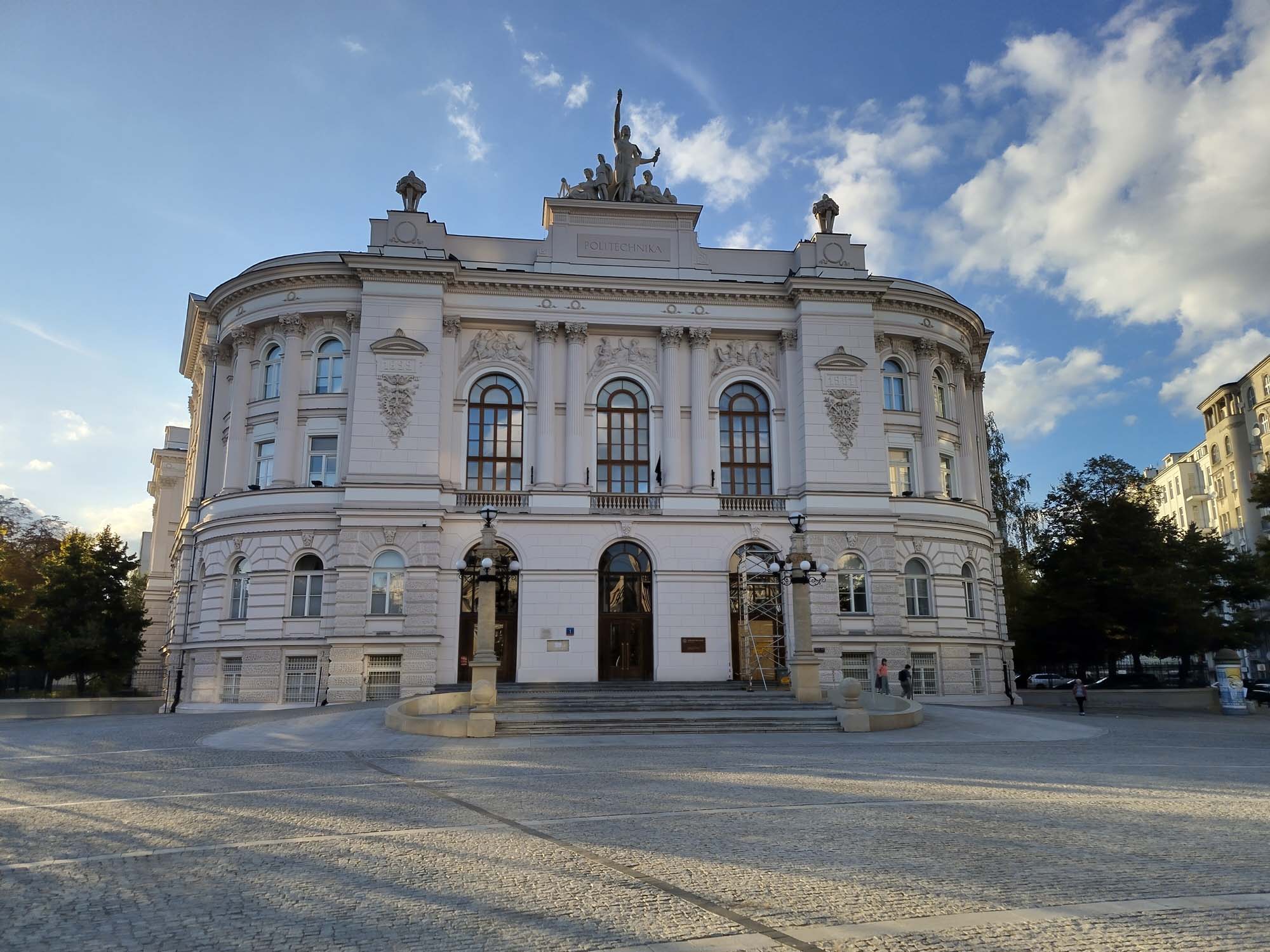 Test HMD Skyline – nie jest zły, ale na pewno jest sporo za drogi