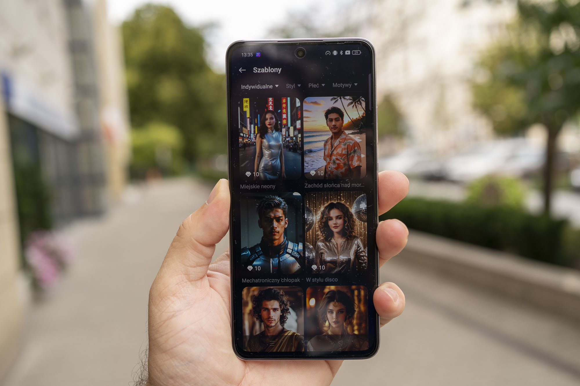 Test OPPO Reno12 FS 5G – średnia półka z rozbudowanymi usługami AI