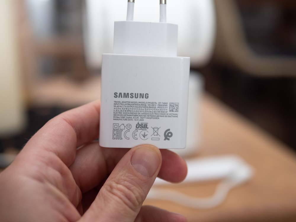 Samsung The Freestyle jest tańszy i ma specjalny powerbank – czy warto go teraz kupić?