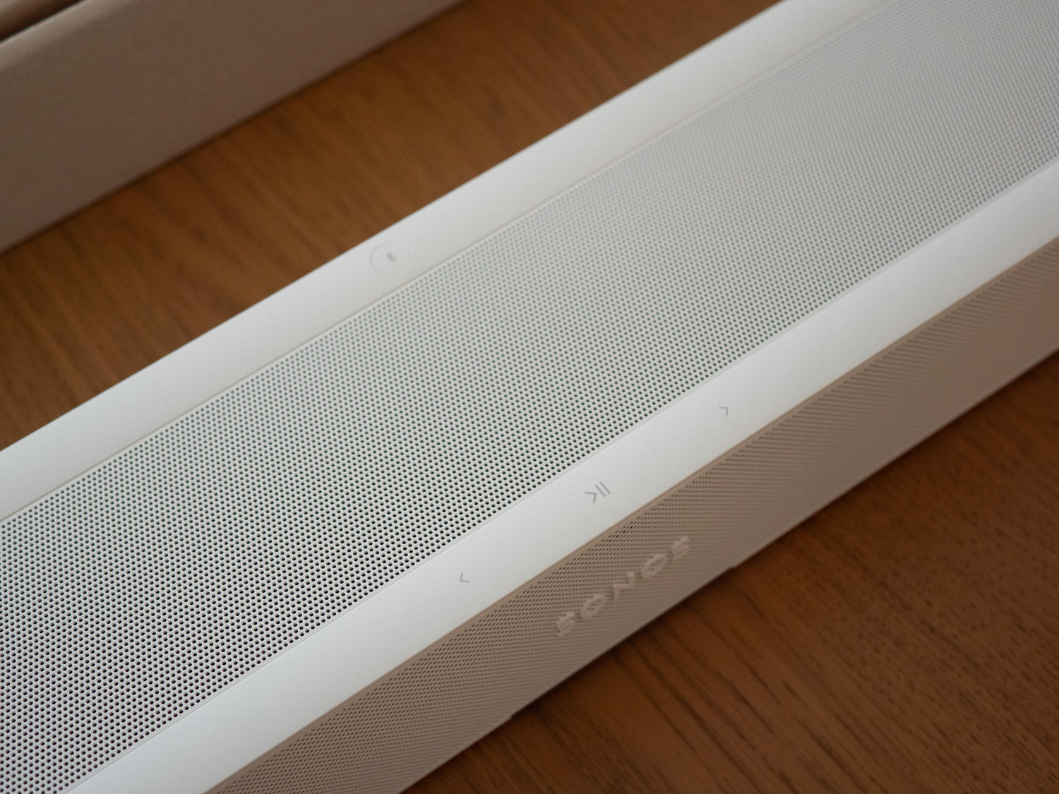 Sonos Beam Ultra - test kompaktowego soundbara Dolby Atmos