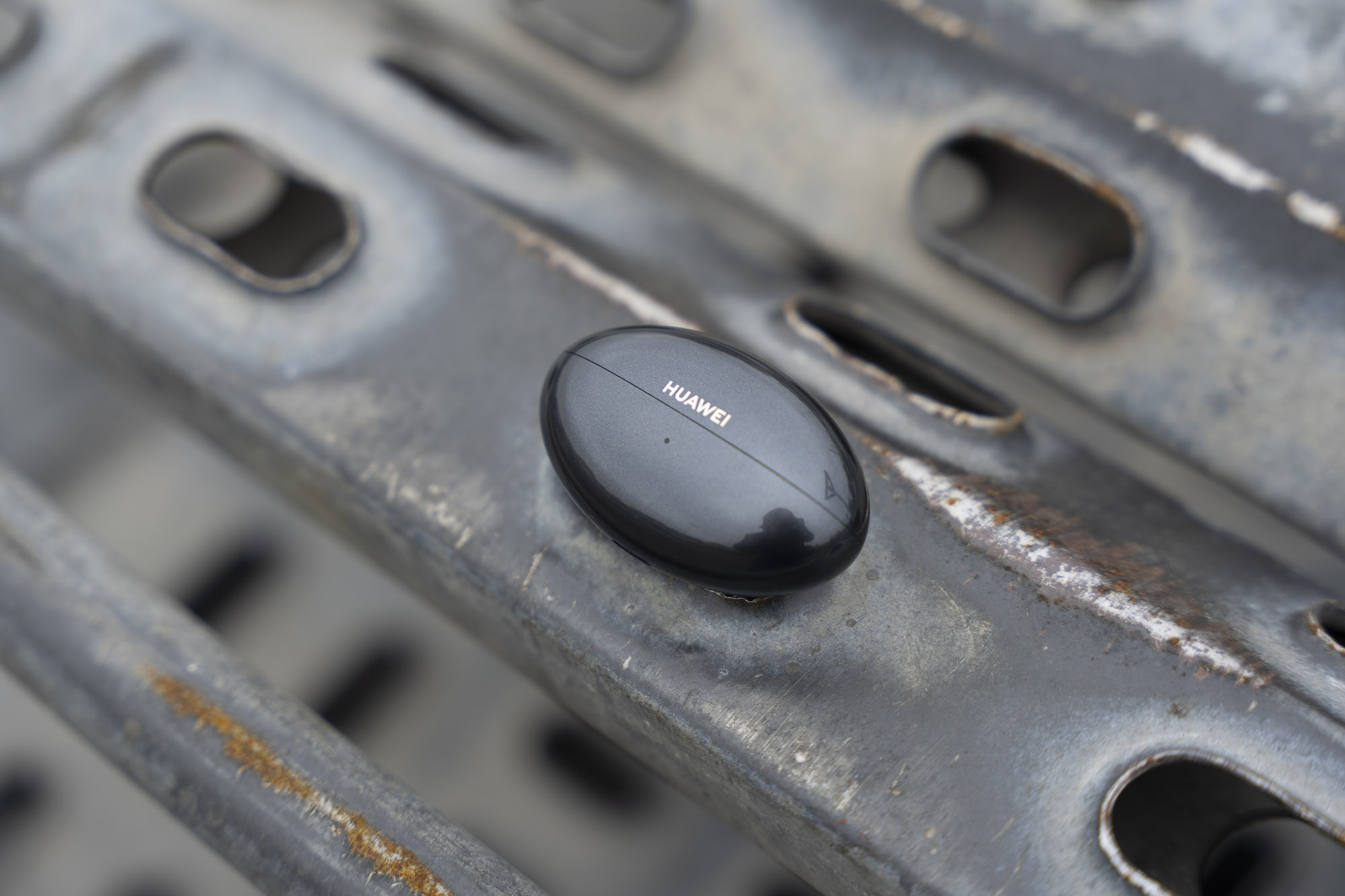 Test Huawei FreeBuds Neo – małe słuchawki też mogą dobrze brzmieć