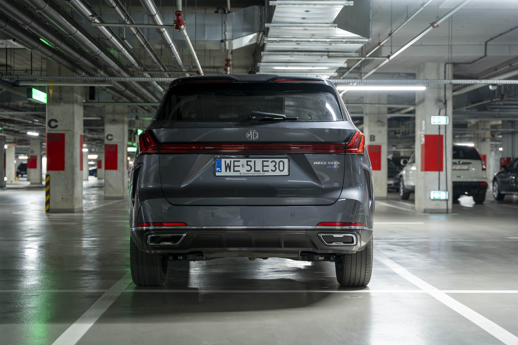 Test MG MGS9 PHEV – 299 KM – ogromny SUV za rozsądne pieniądze
