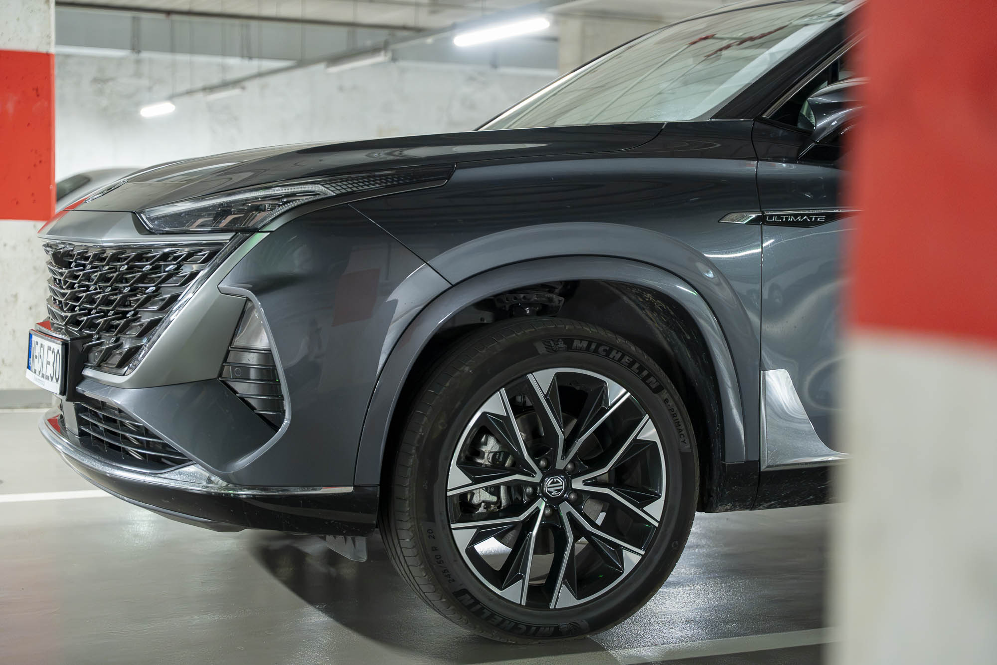 Test MG MGS9 PHEV – 299 KM – ogromny SUV za rozsądne pieniądze
