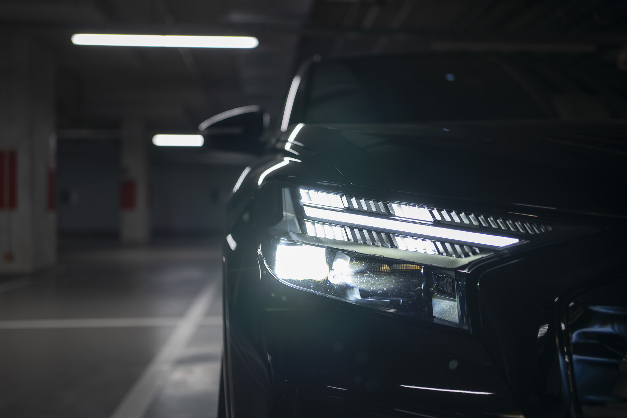 Test Audi Q4 e-tron– jest piękny, ma 299 KM, ale kosztuje prawie 400 tys. zł