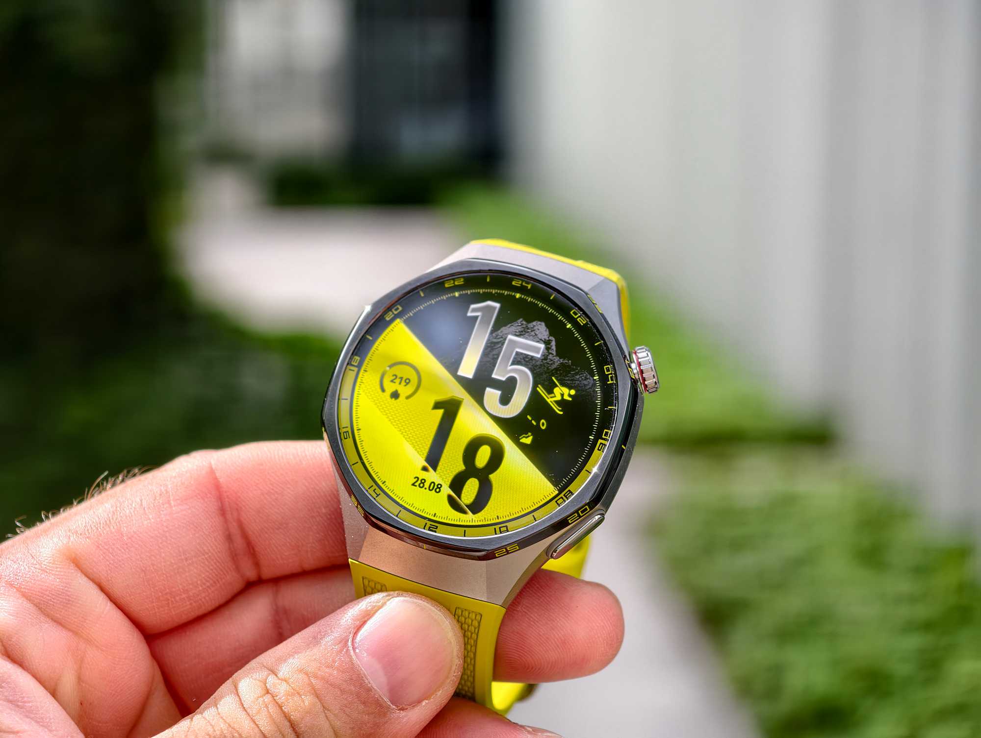 Pierwsze wrażenia z Huawei Watch GT 7 Pro – więcej sportu, mniej rewolucyjnych zmian