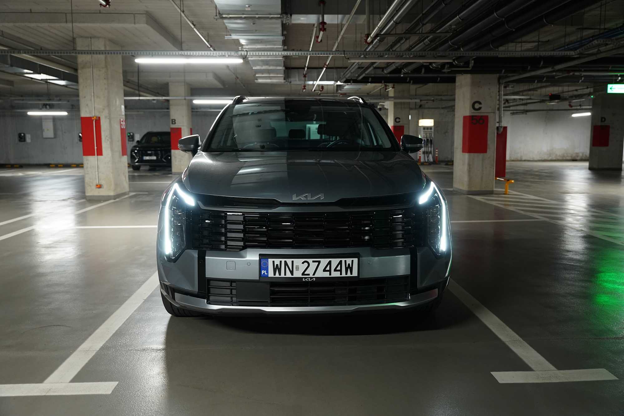 Sprawdziliśmy Kia Sportage 1.6 T-GDI HEV AWD Business Line – 239 koni w samochodzie uwielbianym przez Polaków