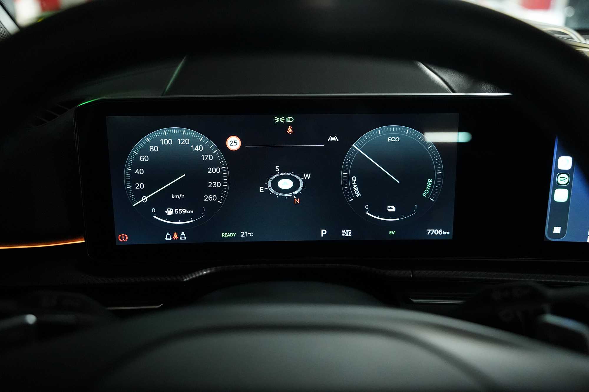 Sprawdziliśmy Kia Sportage 1.6 T-GDI HEV AWD Business Line – 239 koni w samochodzie uwielbianym przez Polaków