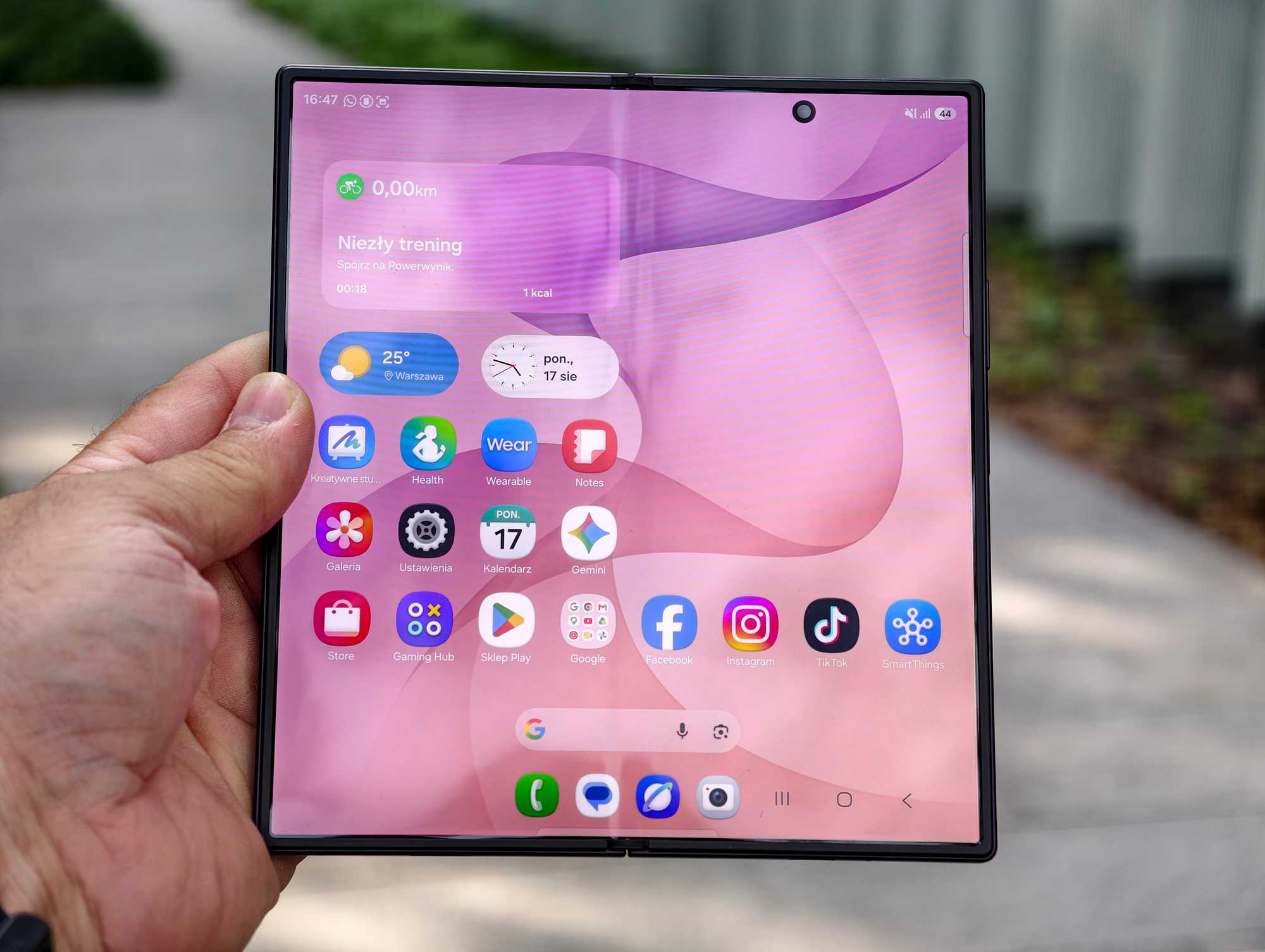 Test Samsung Galaxy Z Fold8 Ultra – zagięcie ekranu wreszcie przestaje przeszkadzać