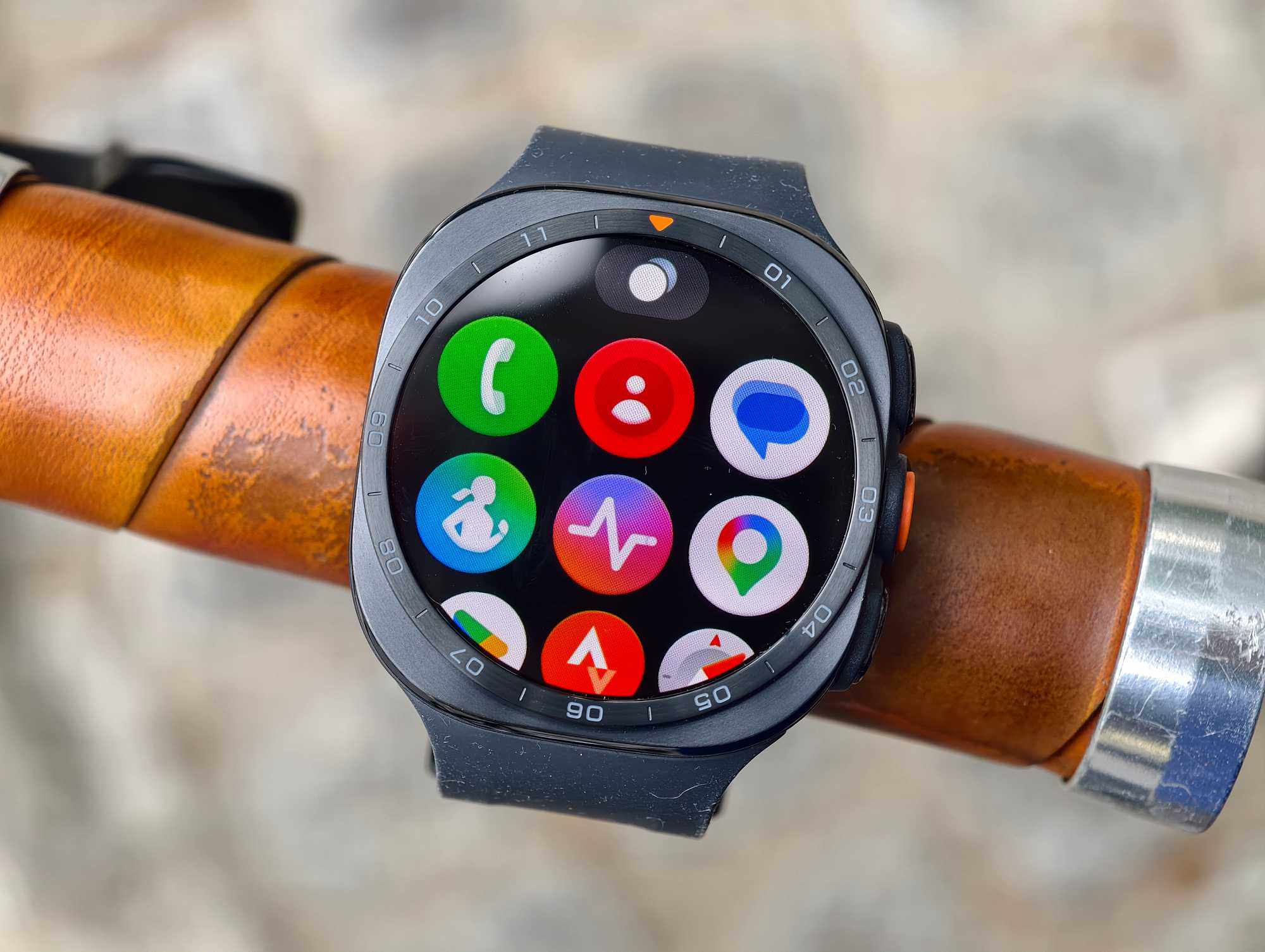 Test Samsung Galaxy Watch Ultra 2 – 5000 nitów, większa bateria, ale nawigacja słabsza niż u konkurencji