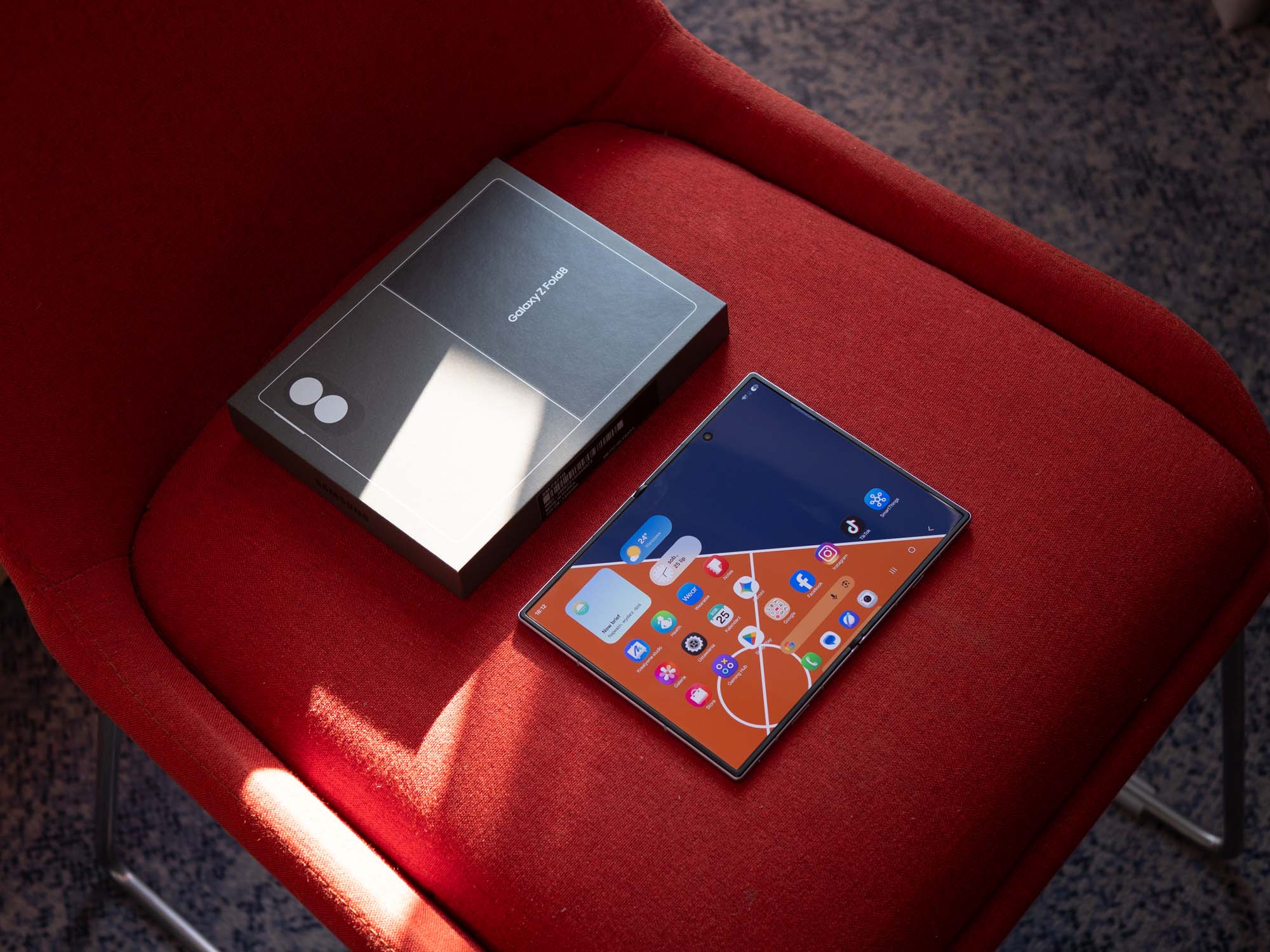 Samsung Galaxy Z Fold 8