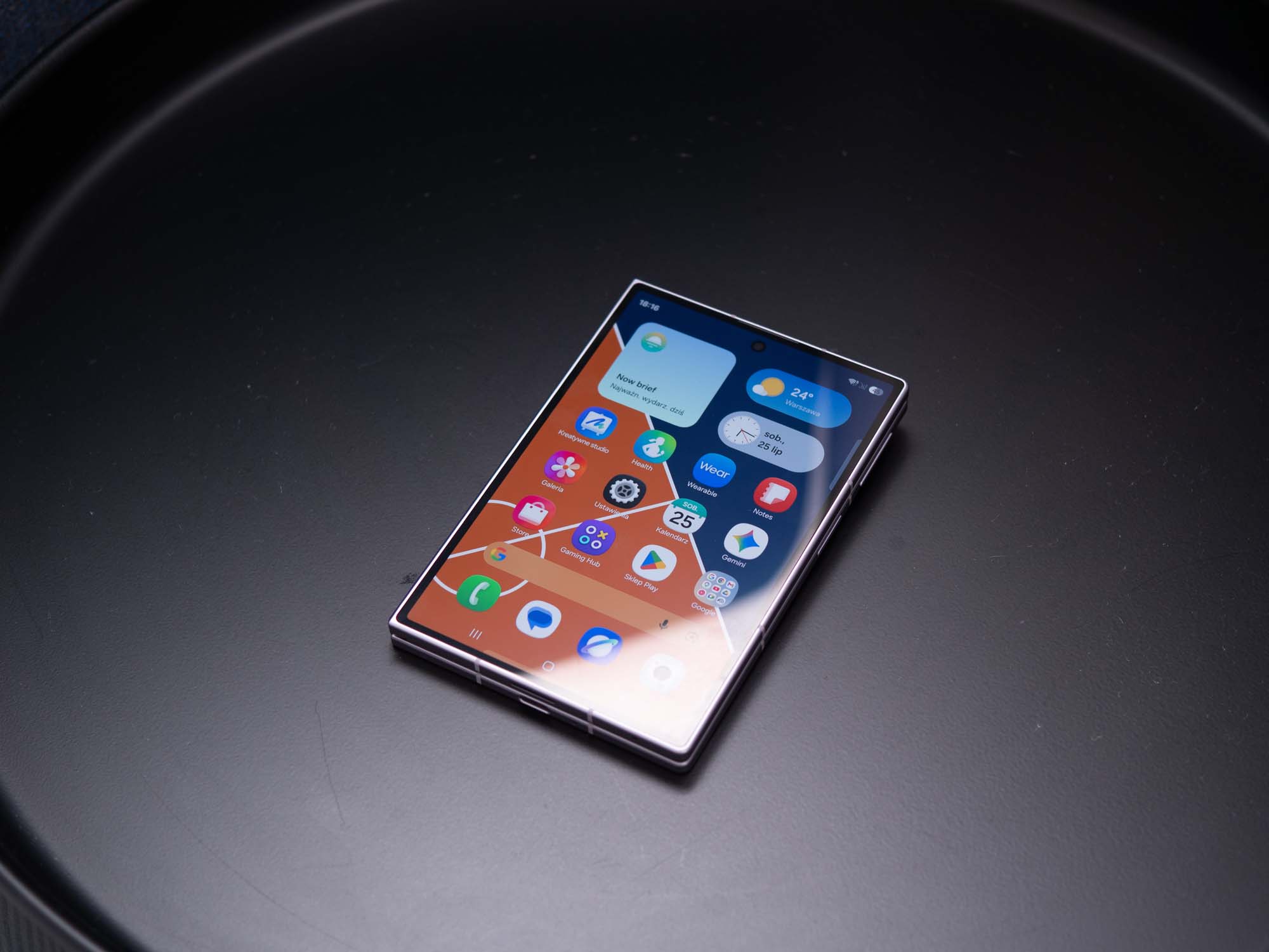 Samsung Galaxy Z Fold 8