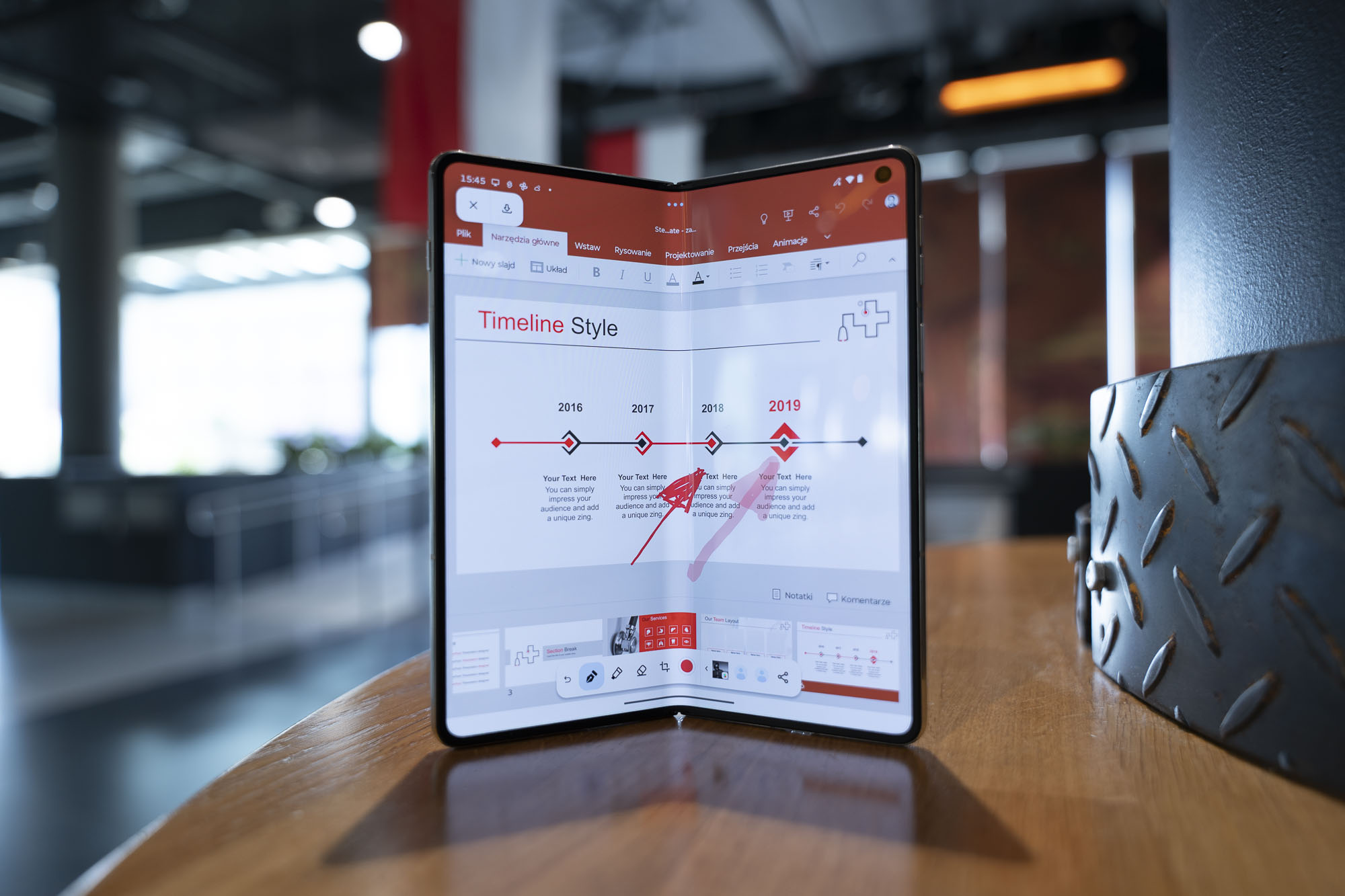 Test Motorola Razr Fold – najdłuższy czas pracy i świetne aparaty